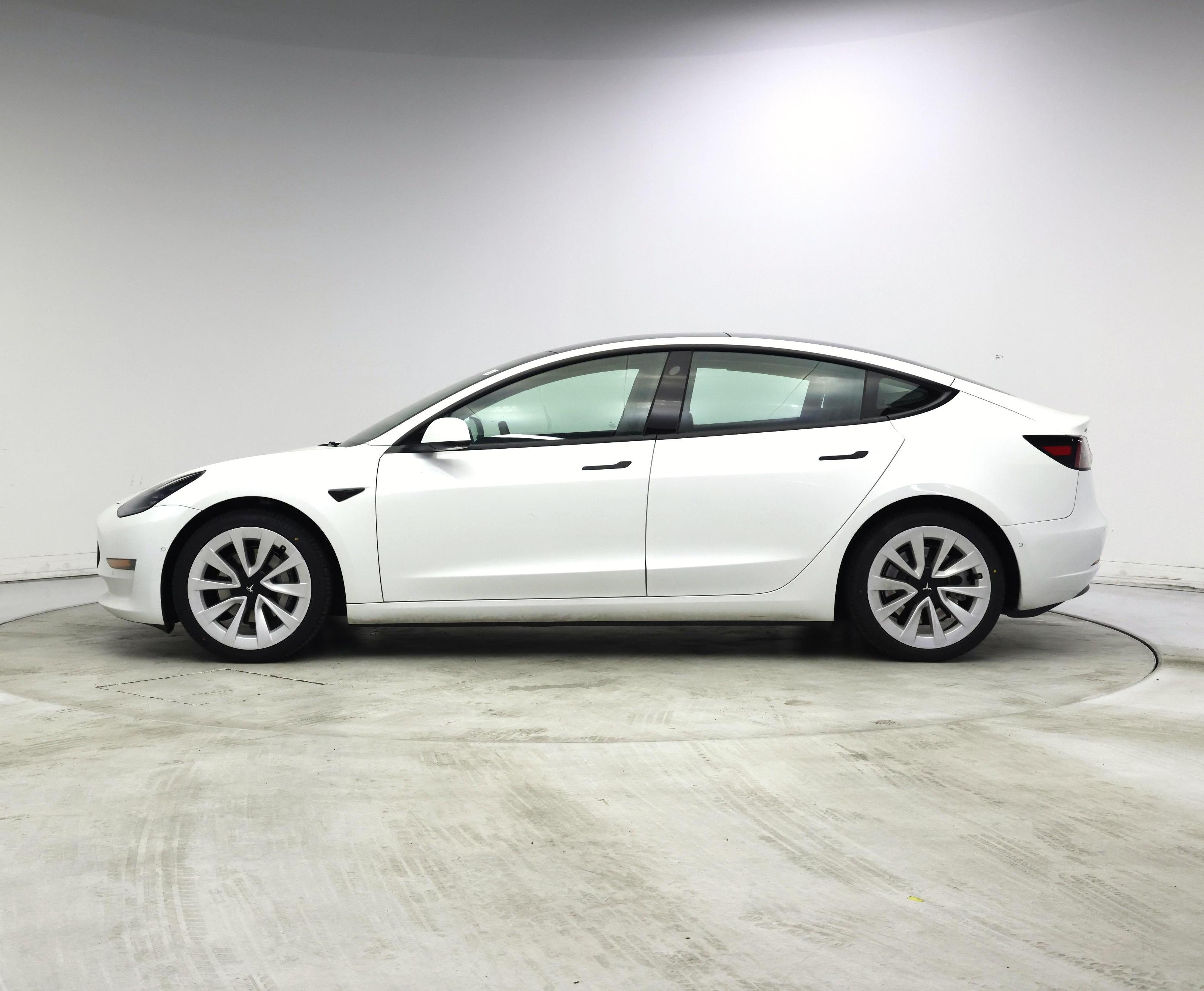 Thumbnail: 2022 Tesla Model 3 - 3