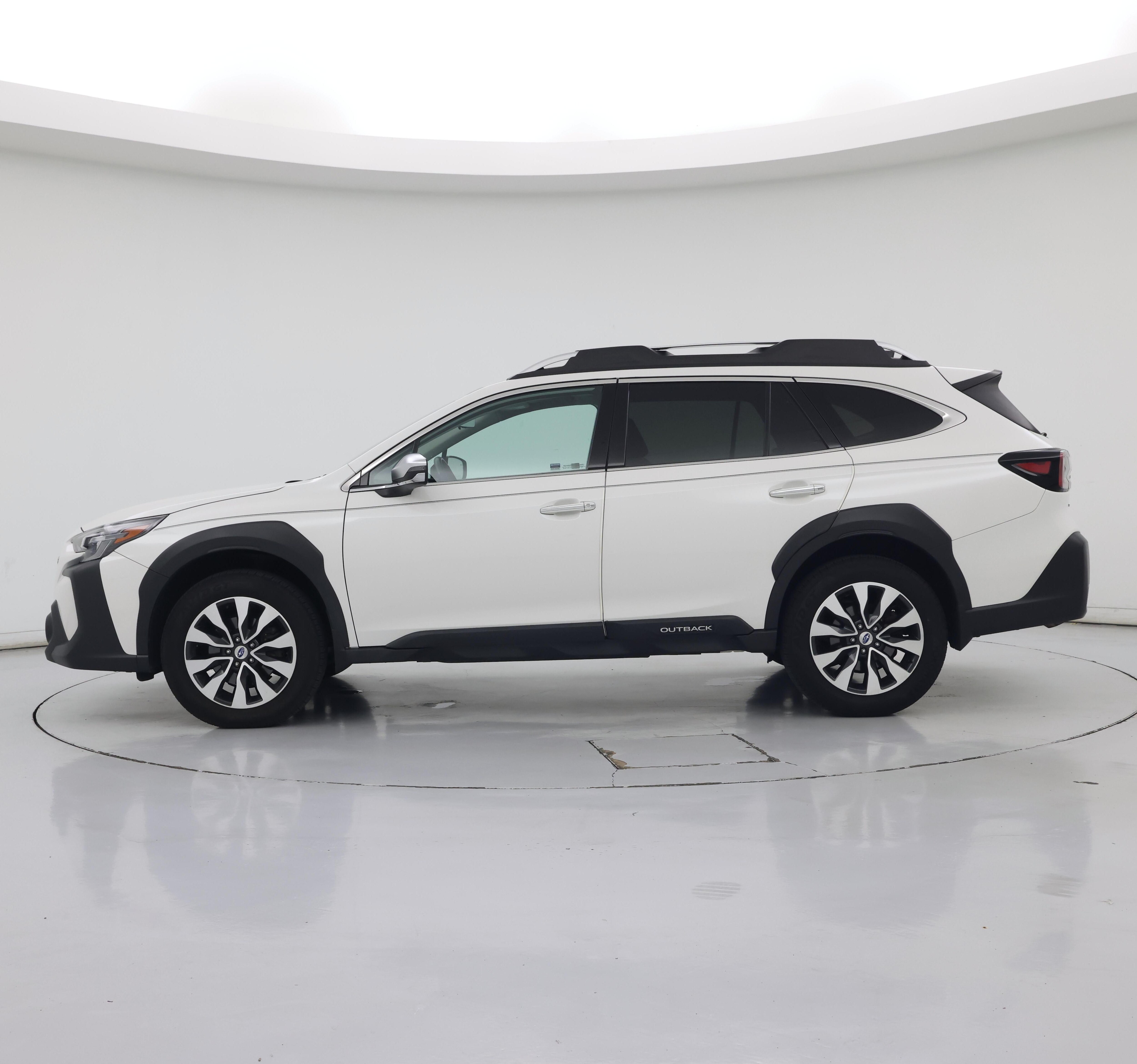 Thumbnail: 2023 Subaru Outback - 3