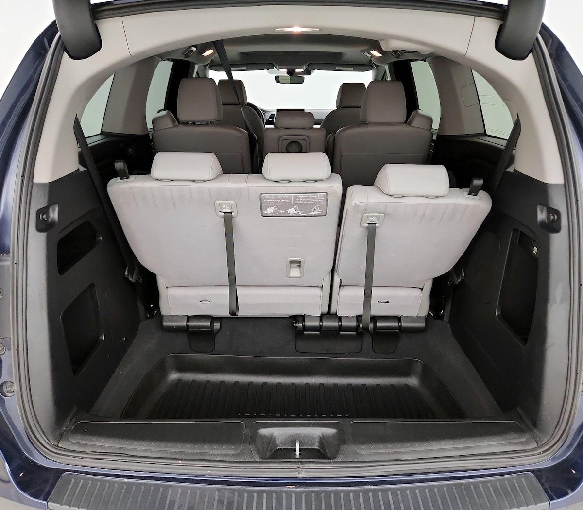Trunk/Cargo (Seats Up)