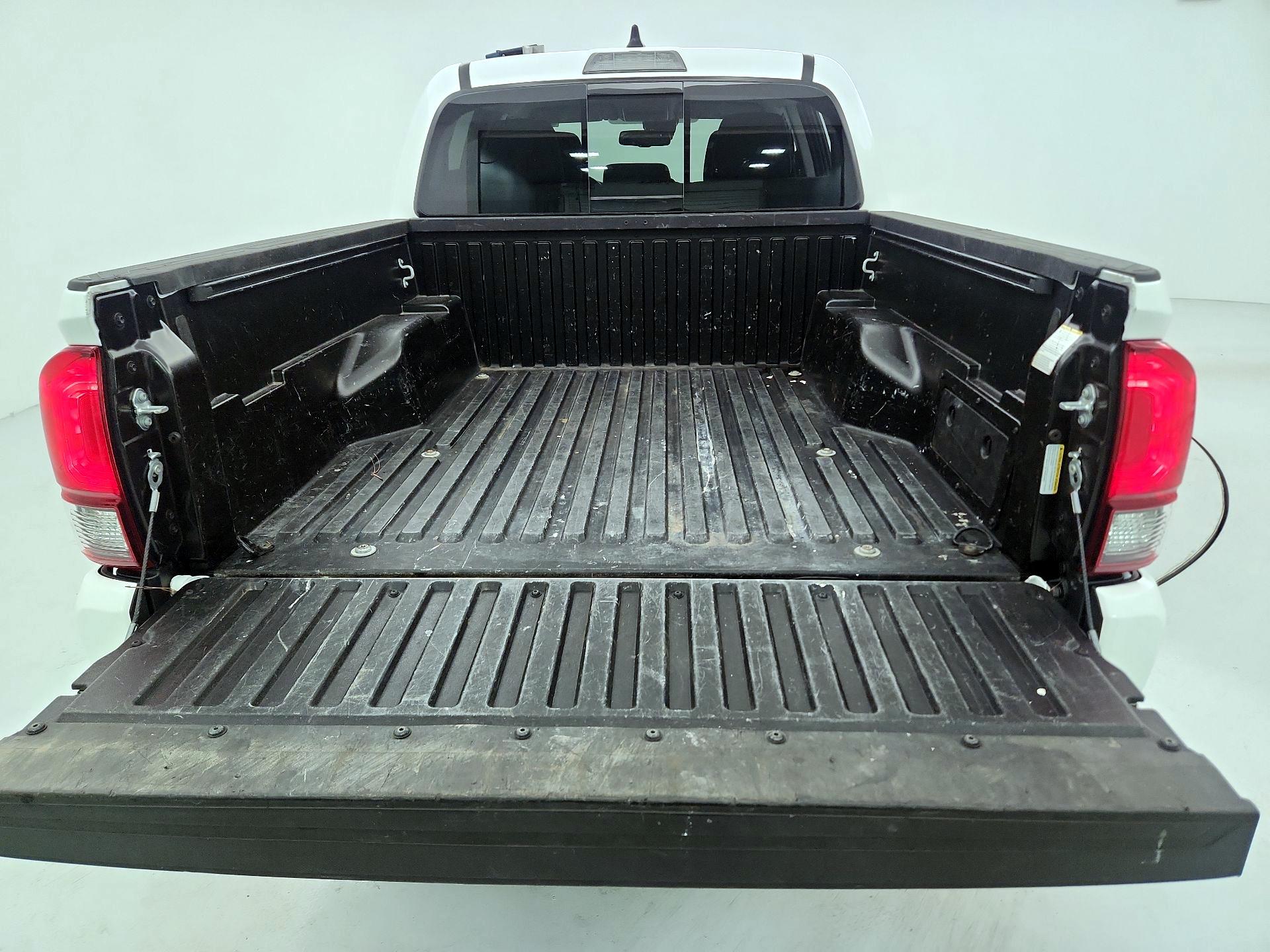 Thumbnail: 2023 Toyota Tacoma - 18