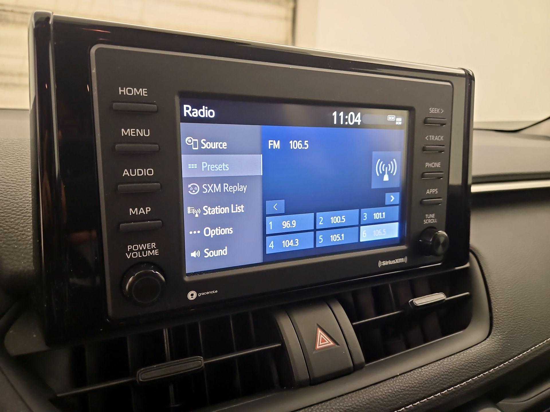 Thumbnail: 2021 Toyota RAV4 - 15