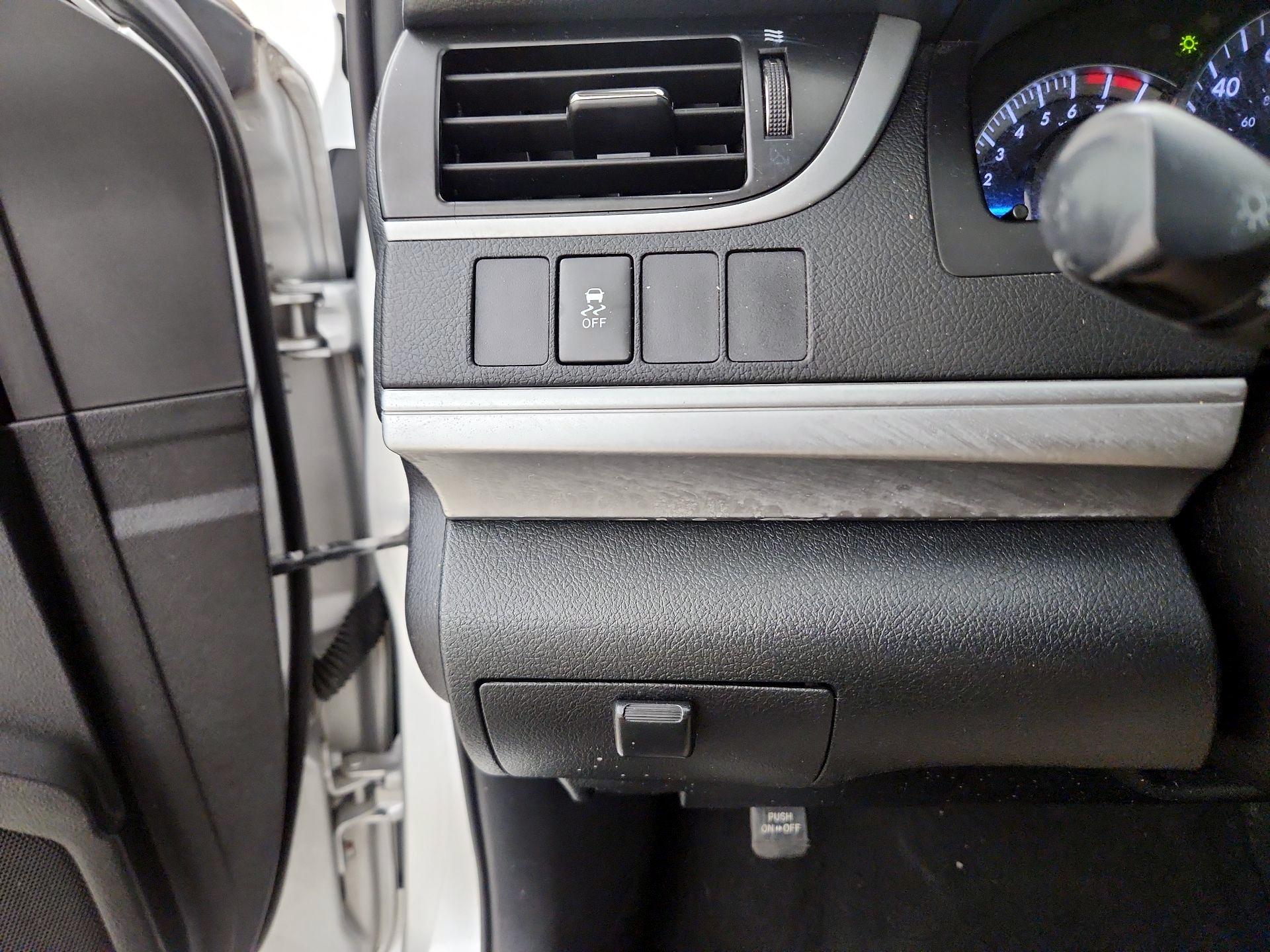 Thumbnail: 2014 Toyota Camry - 13