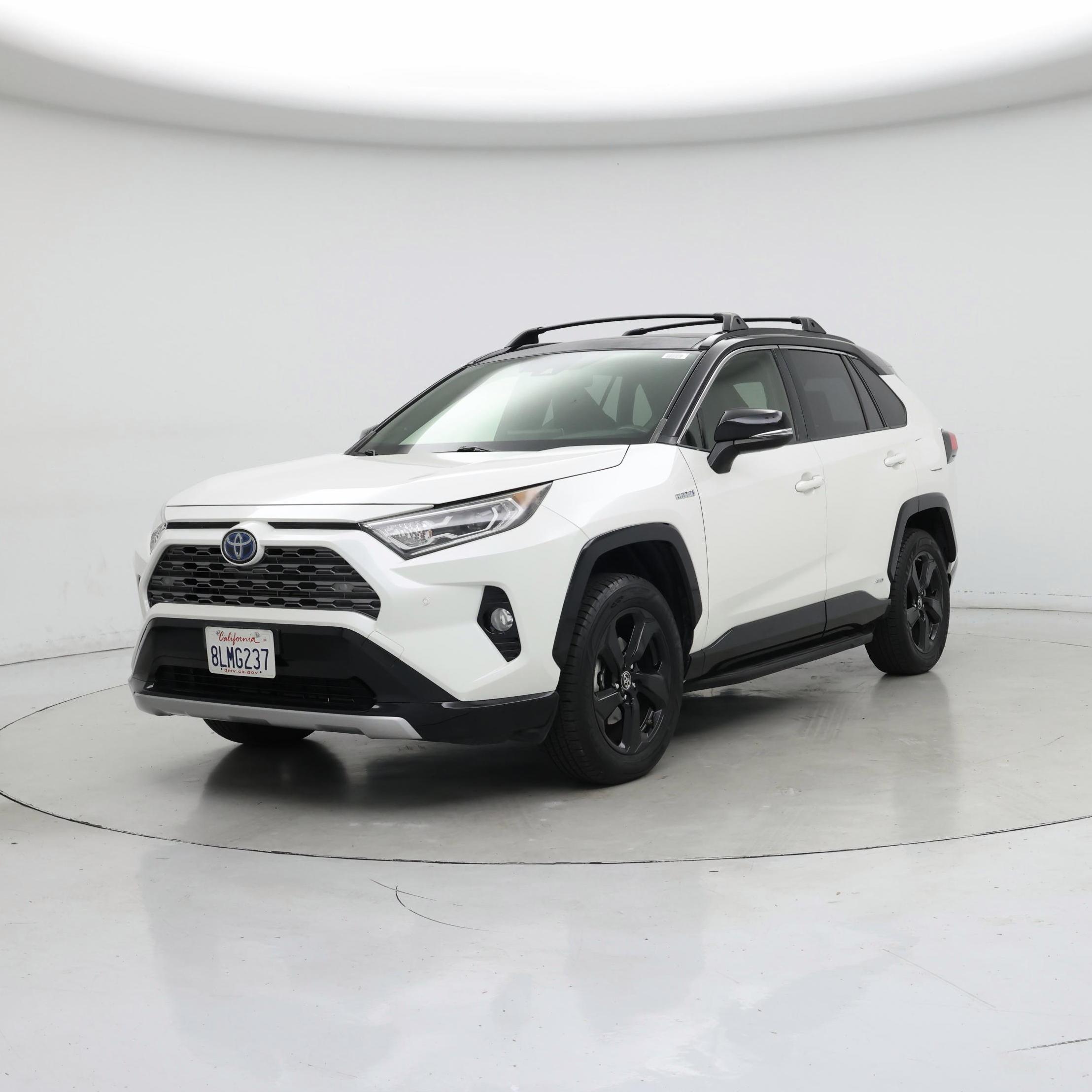 Thumbnail: 2019 Toyota RAV4 - 4