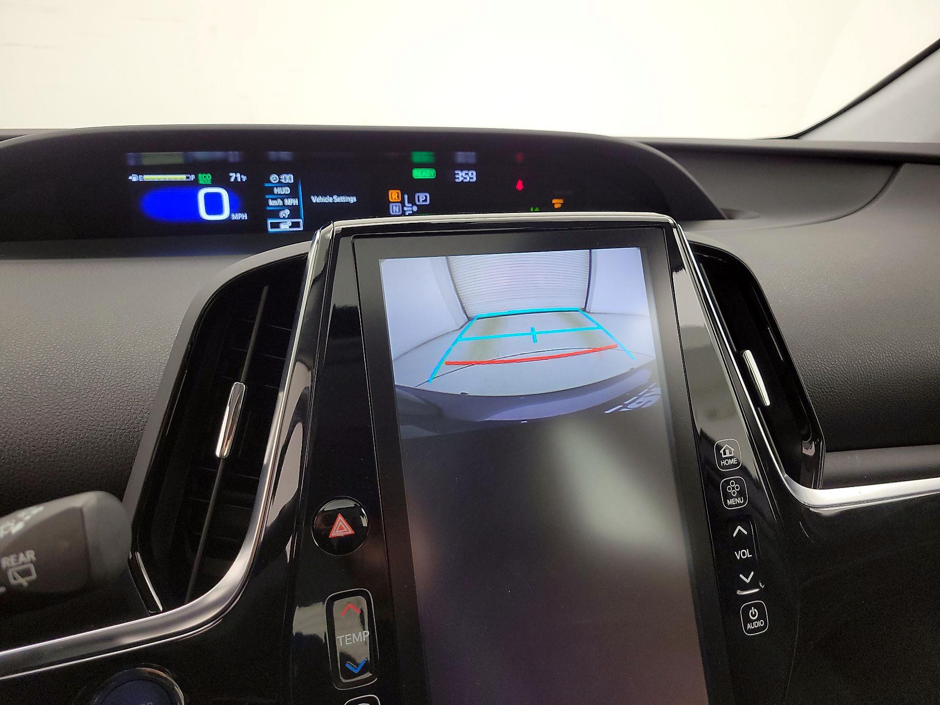 Thumbnail: 2018 Toyota Prius - 15