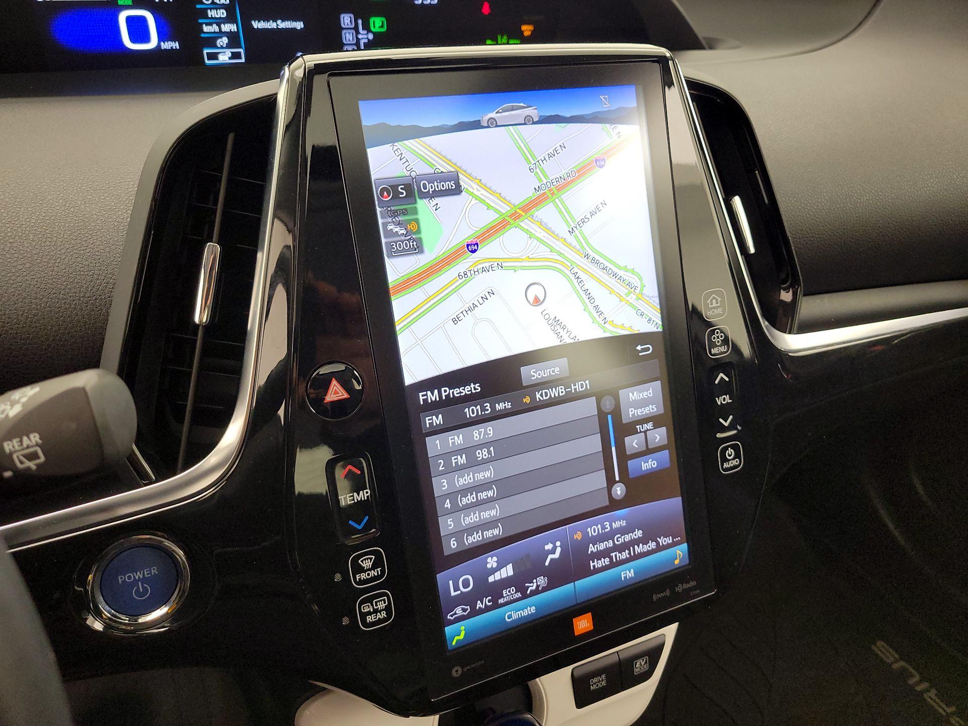 Thumbnail: 2018 Toyota Prius - 16