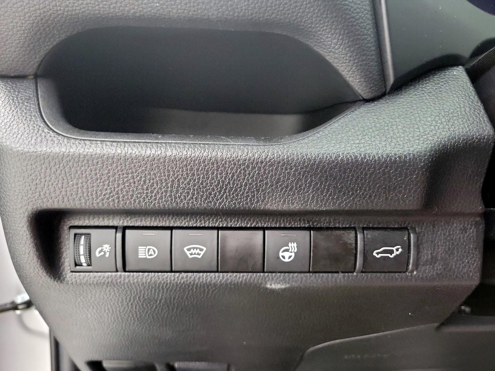 Thumbnail: 2023 Toyota RAV4 - 13