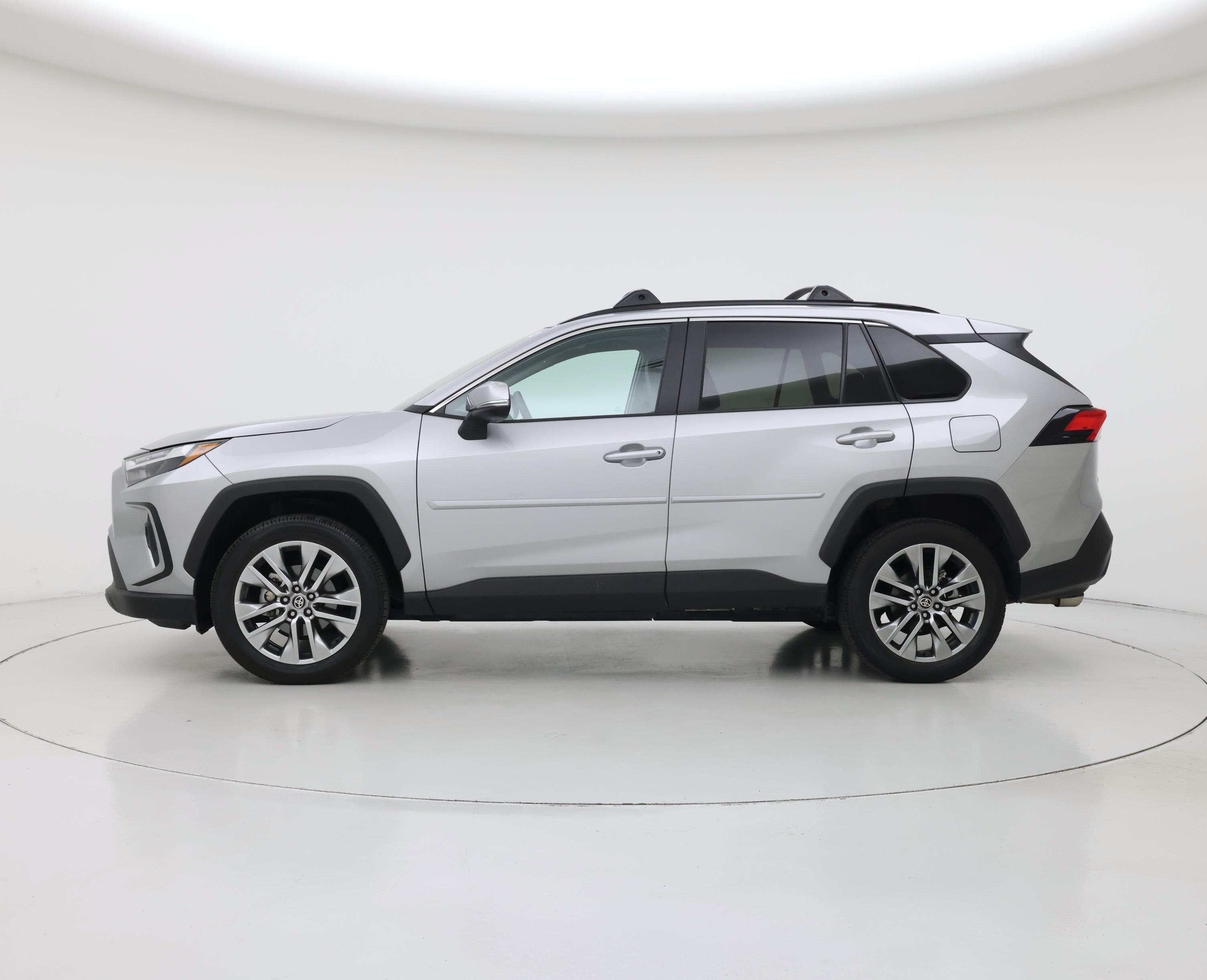 Thumbnail: 2023 Toyota RAV4 - 3