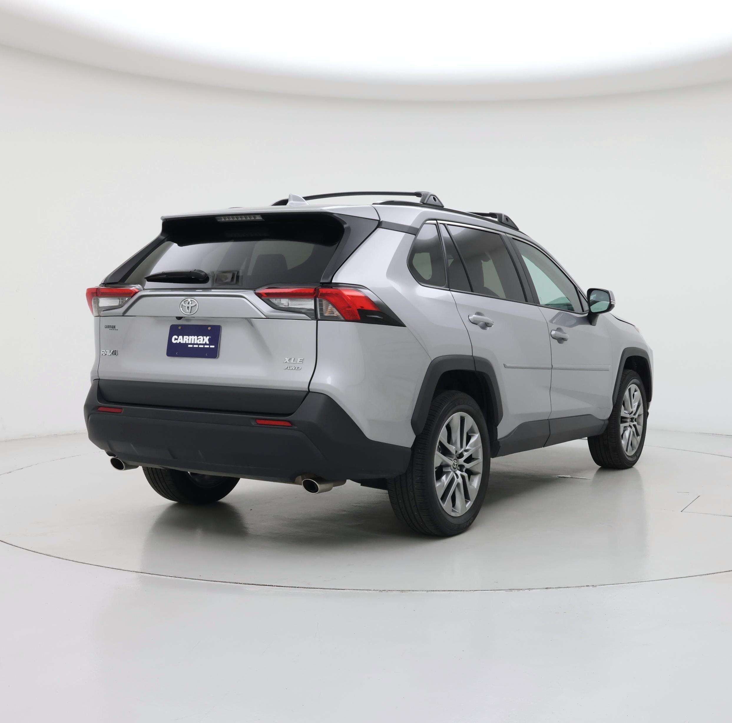 Thumbnail: 2023 Toyota RAV4 - 8