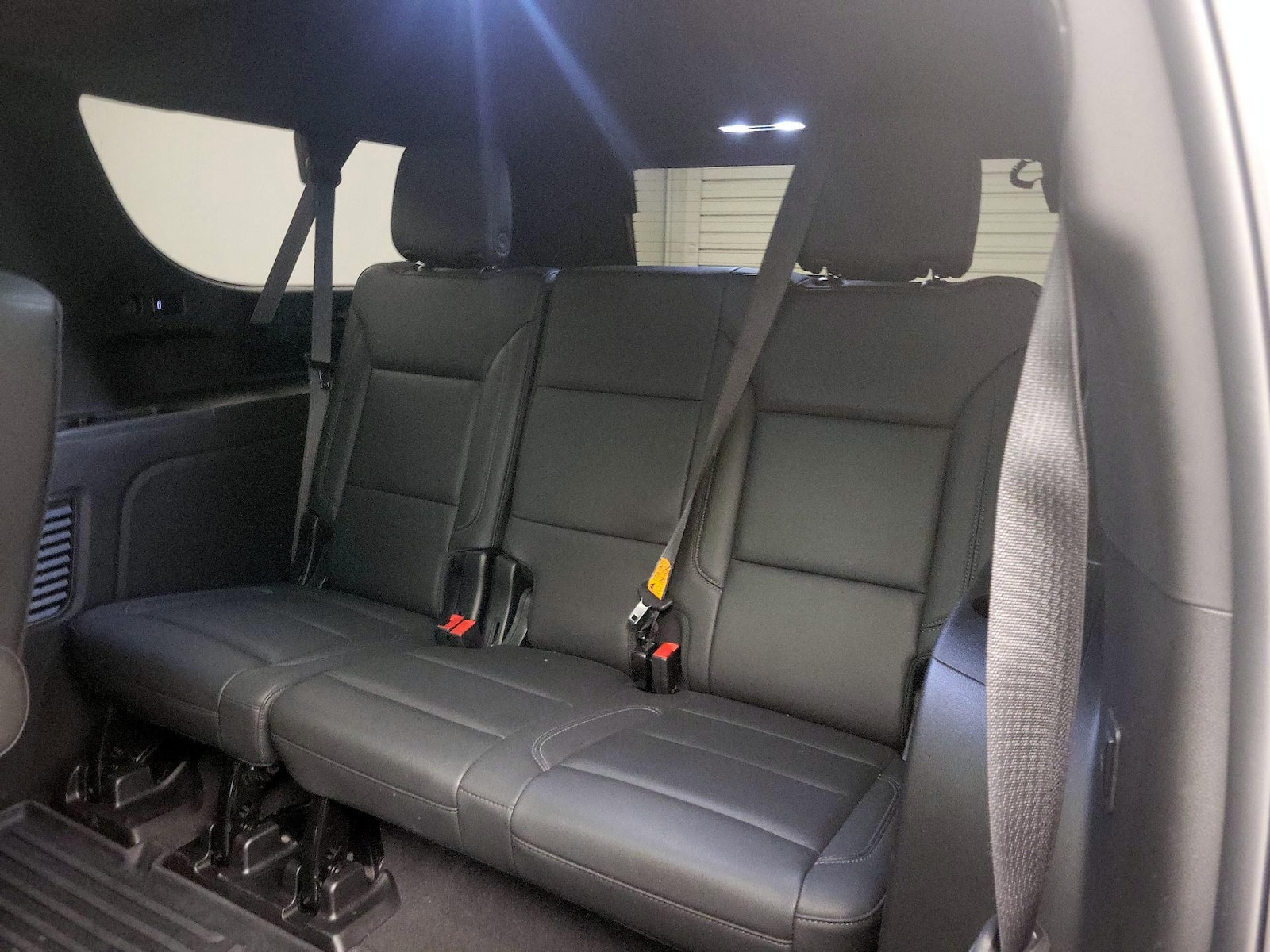 2024 Chevrolet Suburban Z71 - Photo 23