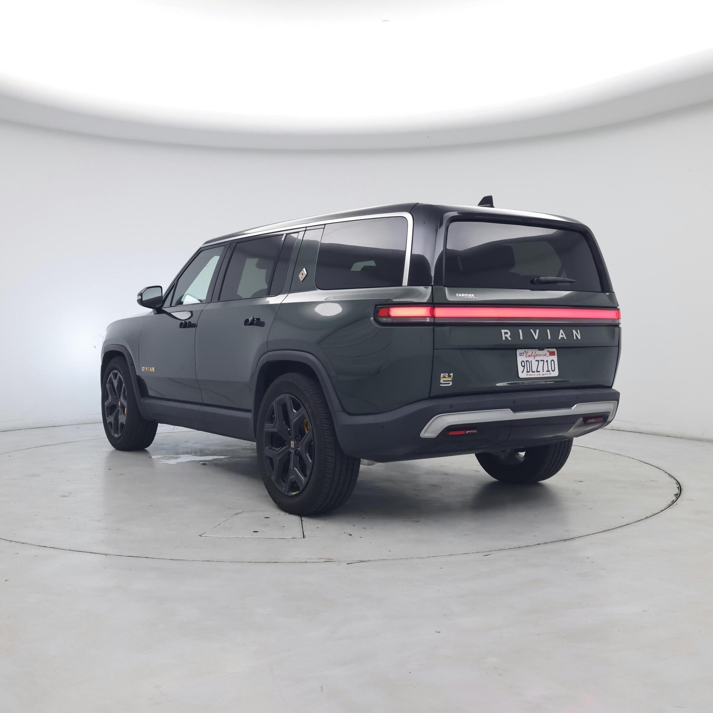 Thumbnail: 2022 Rivian R1S - 2