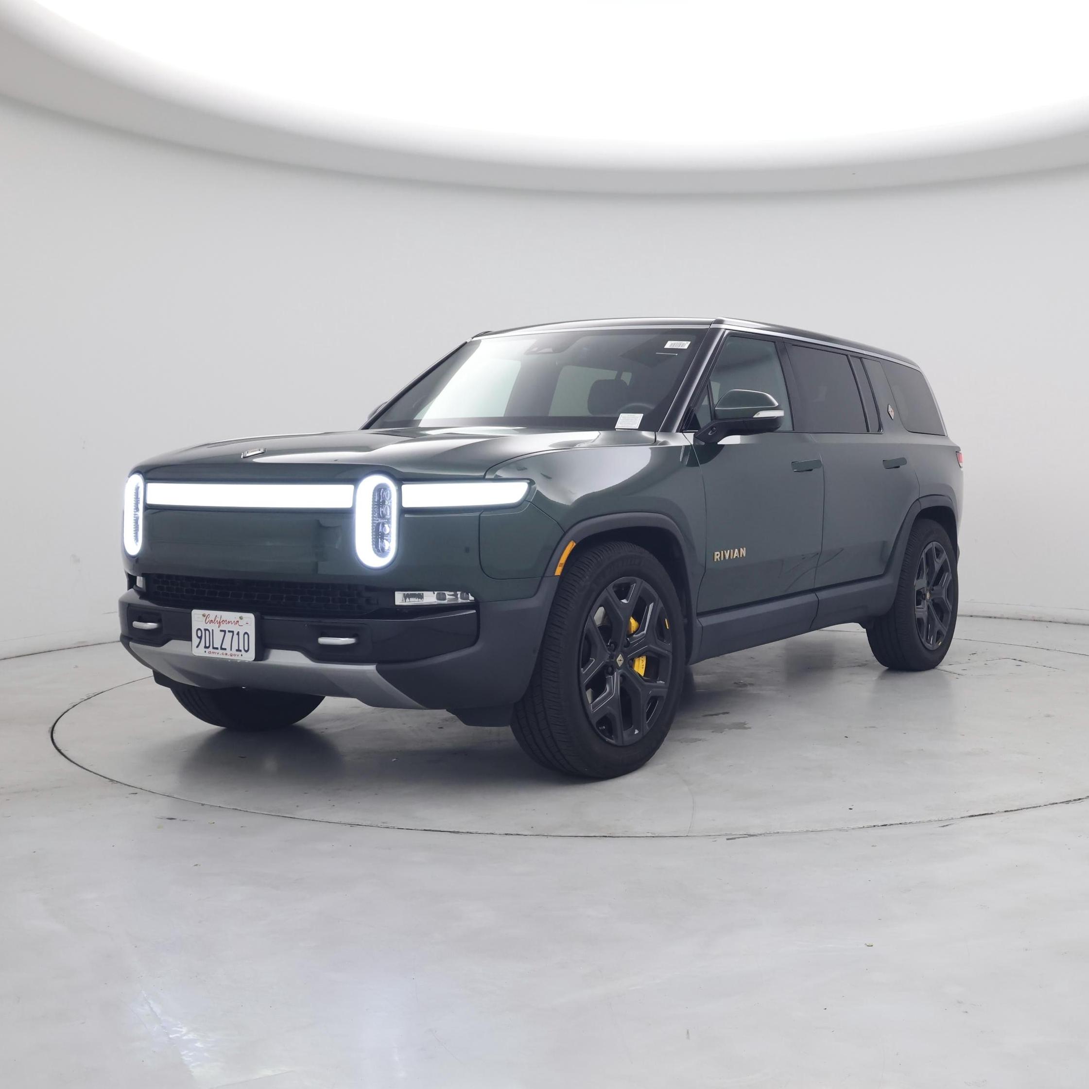 Thumbnail: 2022 Rivian R1S - 4