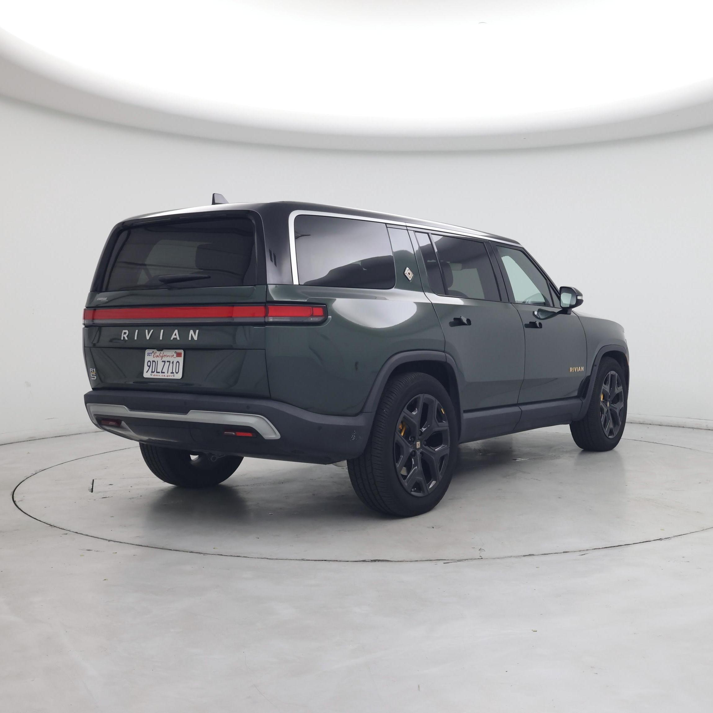 Thumbnail: 2022 Rivian R1S - 8