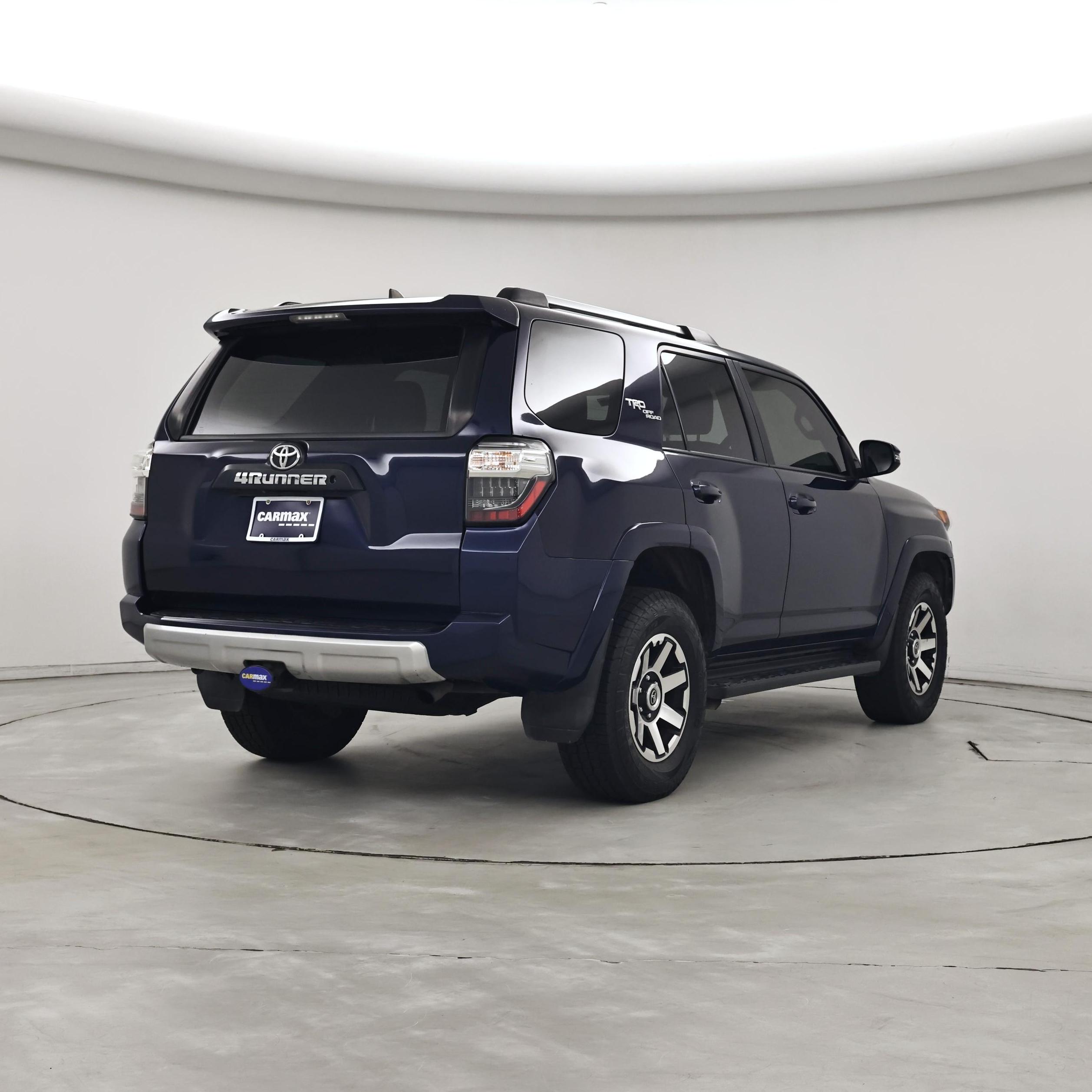 Thumbnail: 2018 Toyota 4Runner - 8
