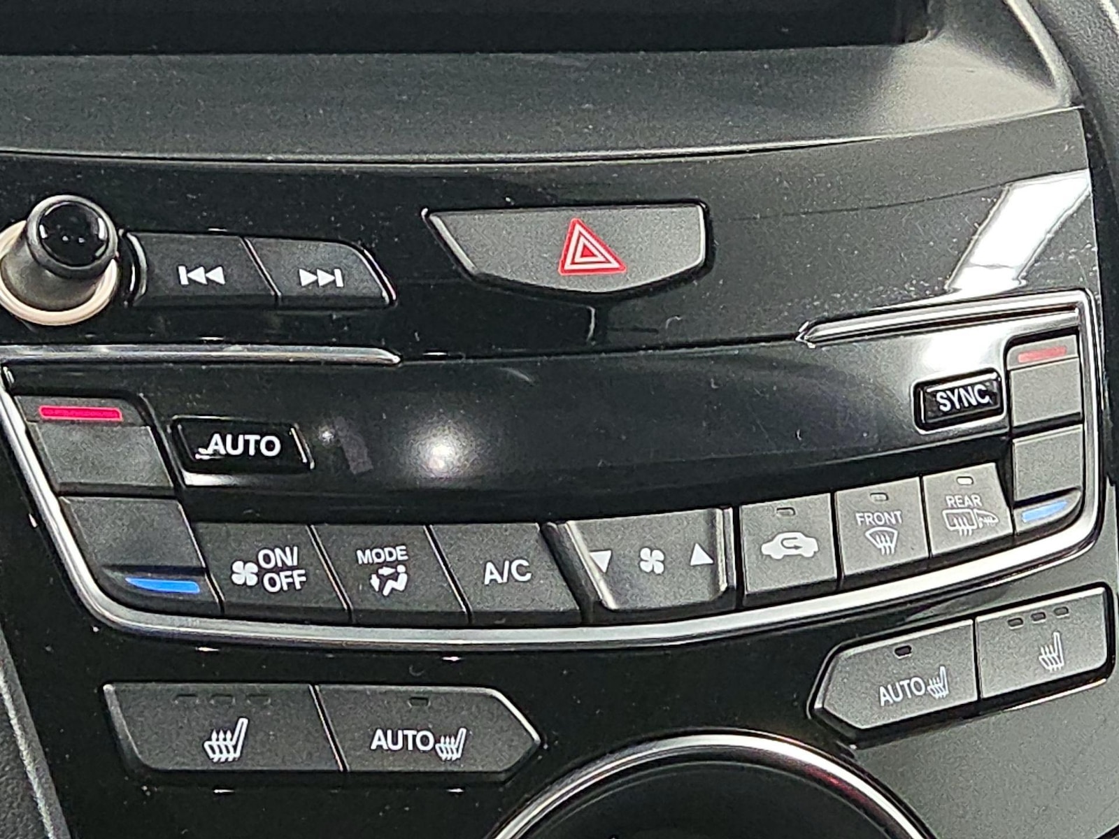 2021 Acura RDX Technology Package - Photo 18