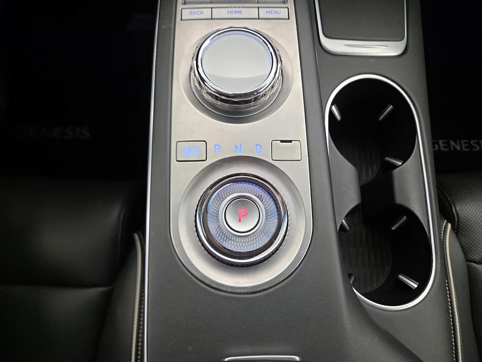 2024 GENESIS GV70 Advanced - Photo 19