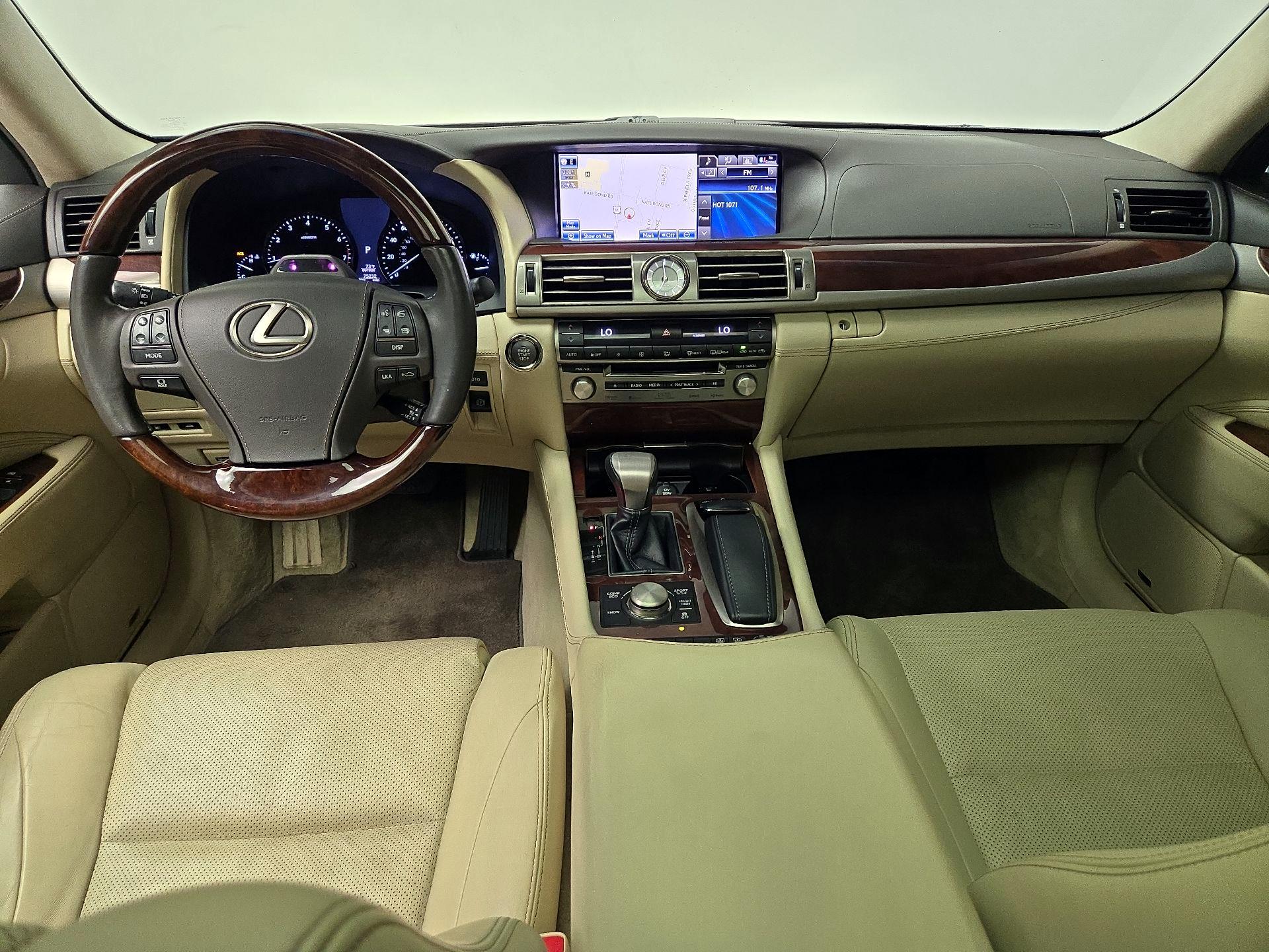 Thumbnail: 2014 Lexus LS - 9