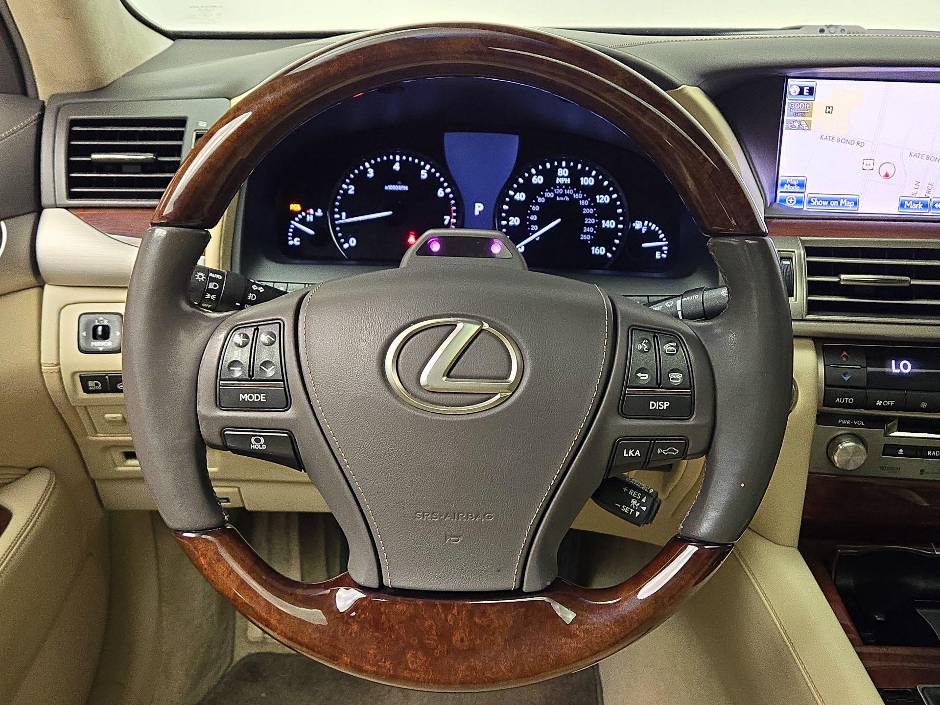 Thumbnail: 2014 Lexus LS - 10
