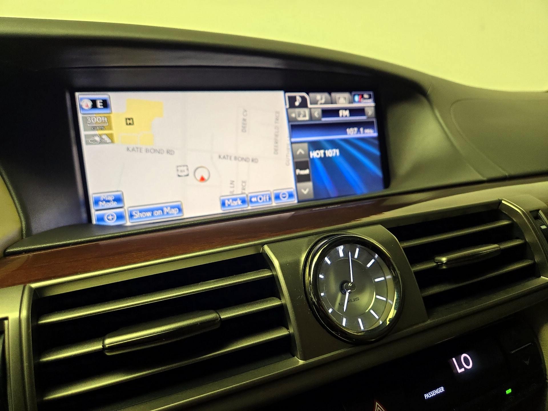 Thumbnail: 2014 Lexus LS - 14