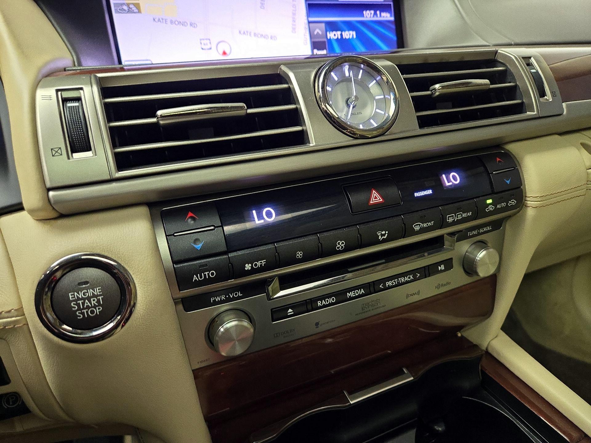 Thumbnail: 2014 Lexus LS - 17