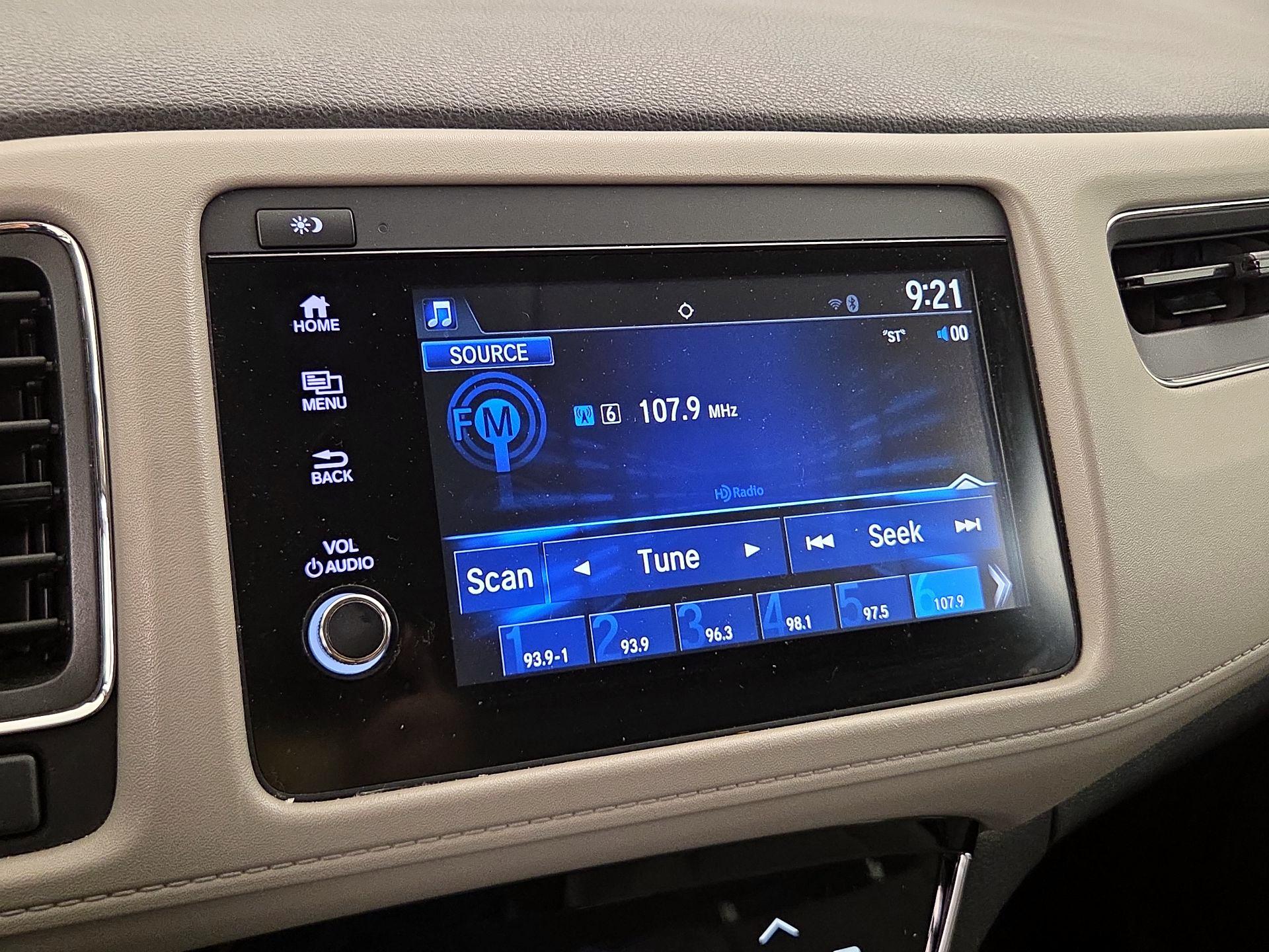 Thumbnail: 2019 Honda HR-V - 15