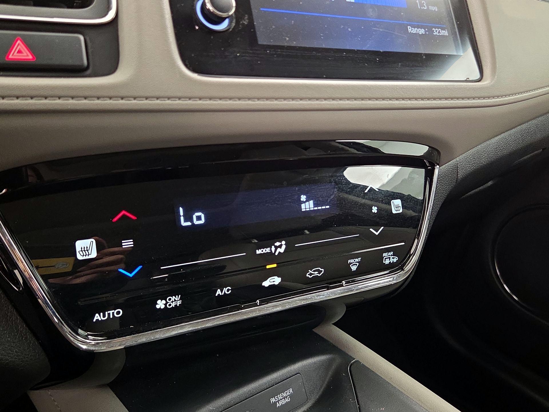 Thumbnail: 2019 Honda HR-V - 16