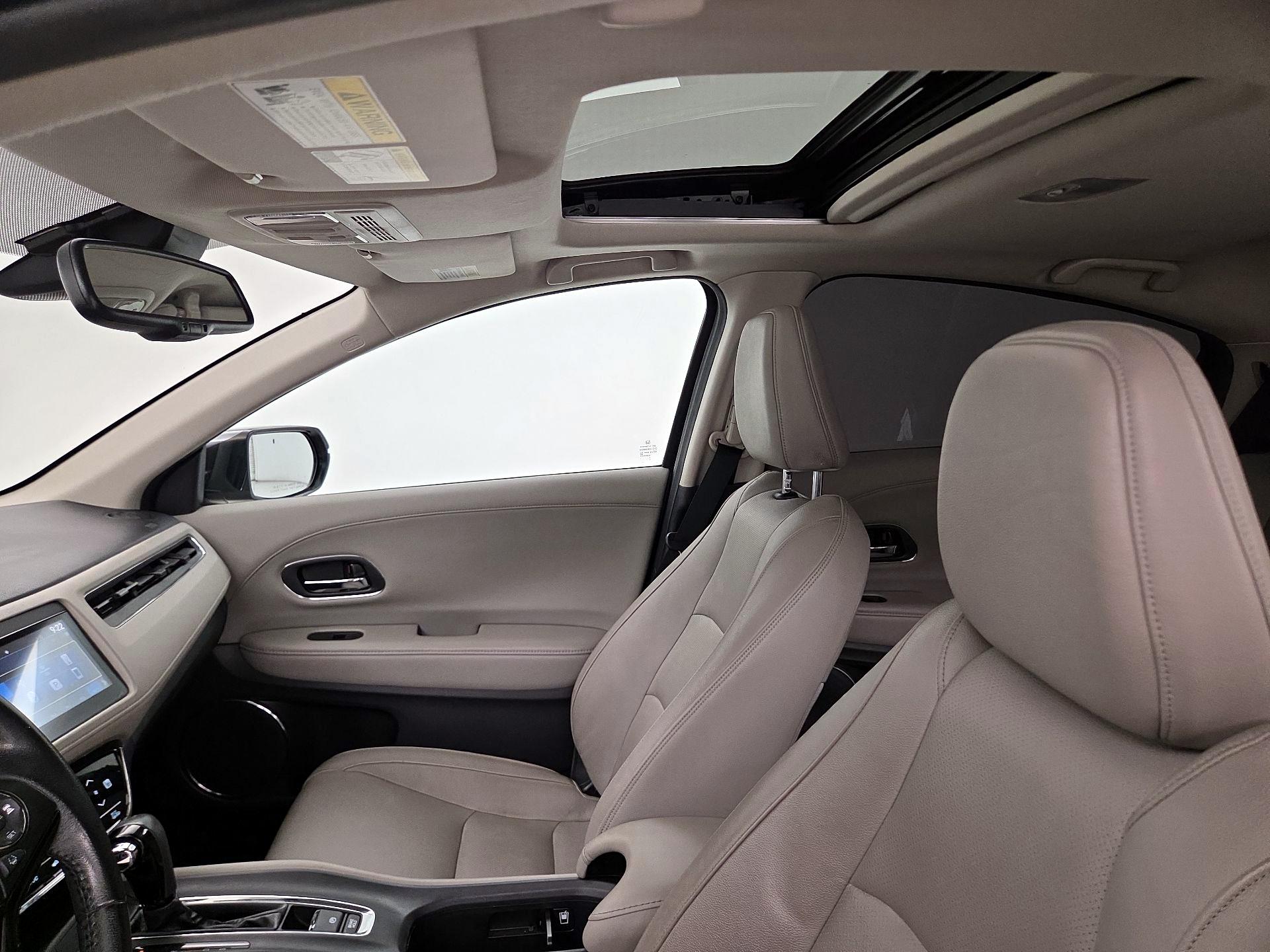 Thumbnail: 2019 Honda HR-V - 19
