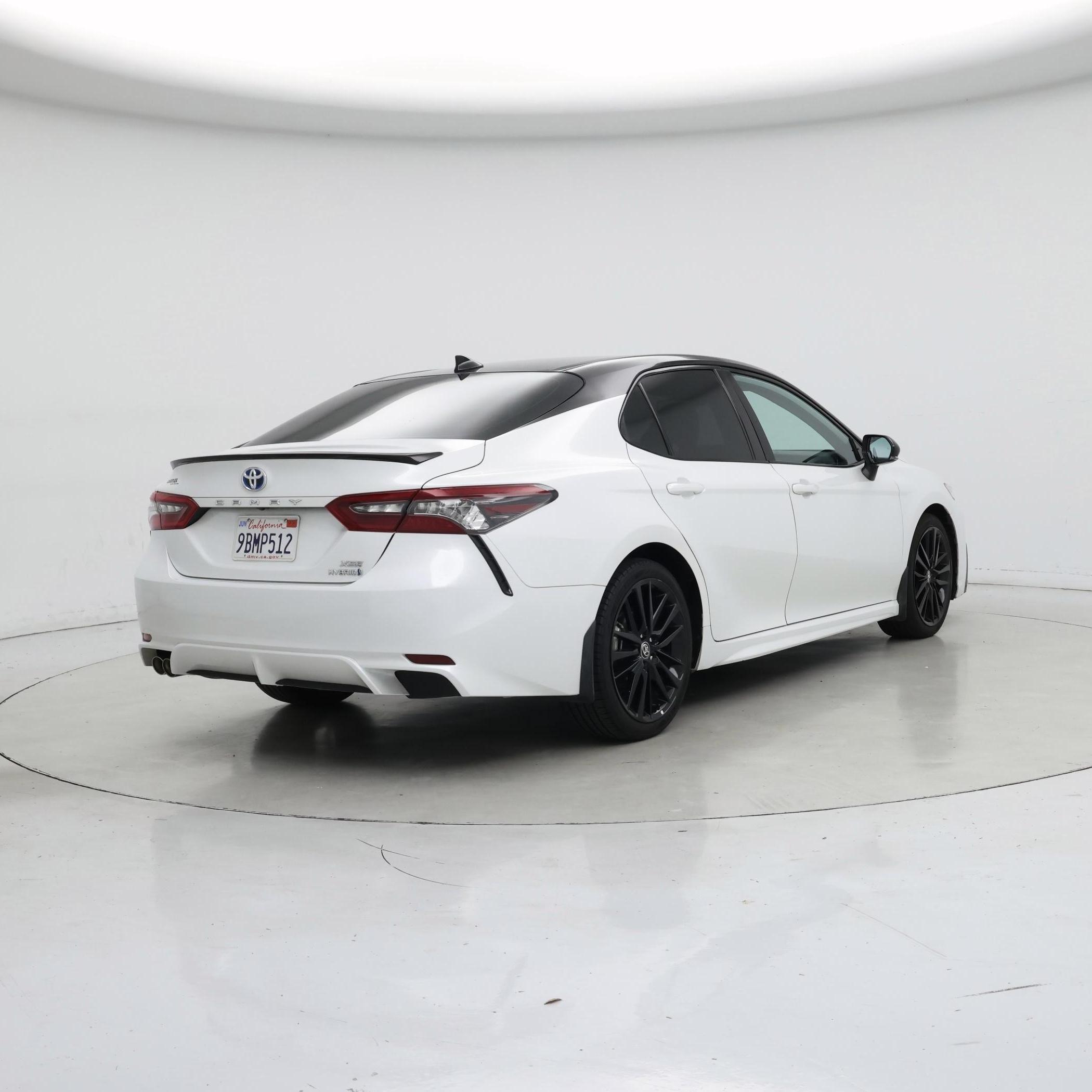 Thumbnail: 2022 Toyota Camry - 8