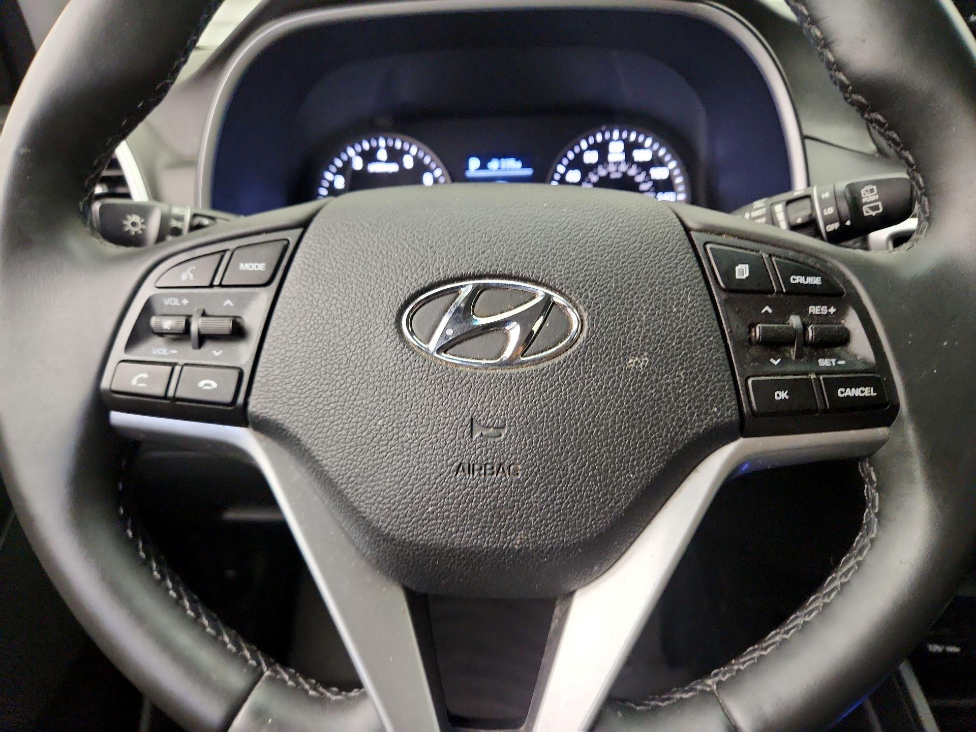 Thumbnail: 2021 Hyundai Tucson - 10