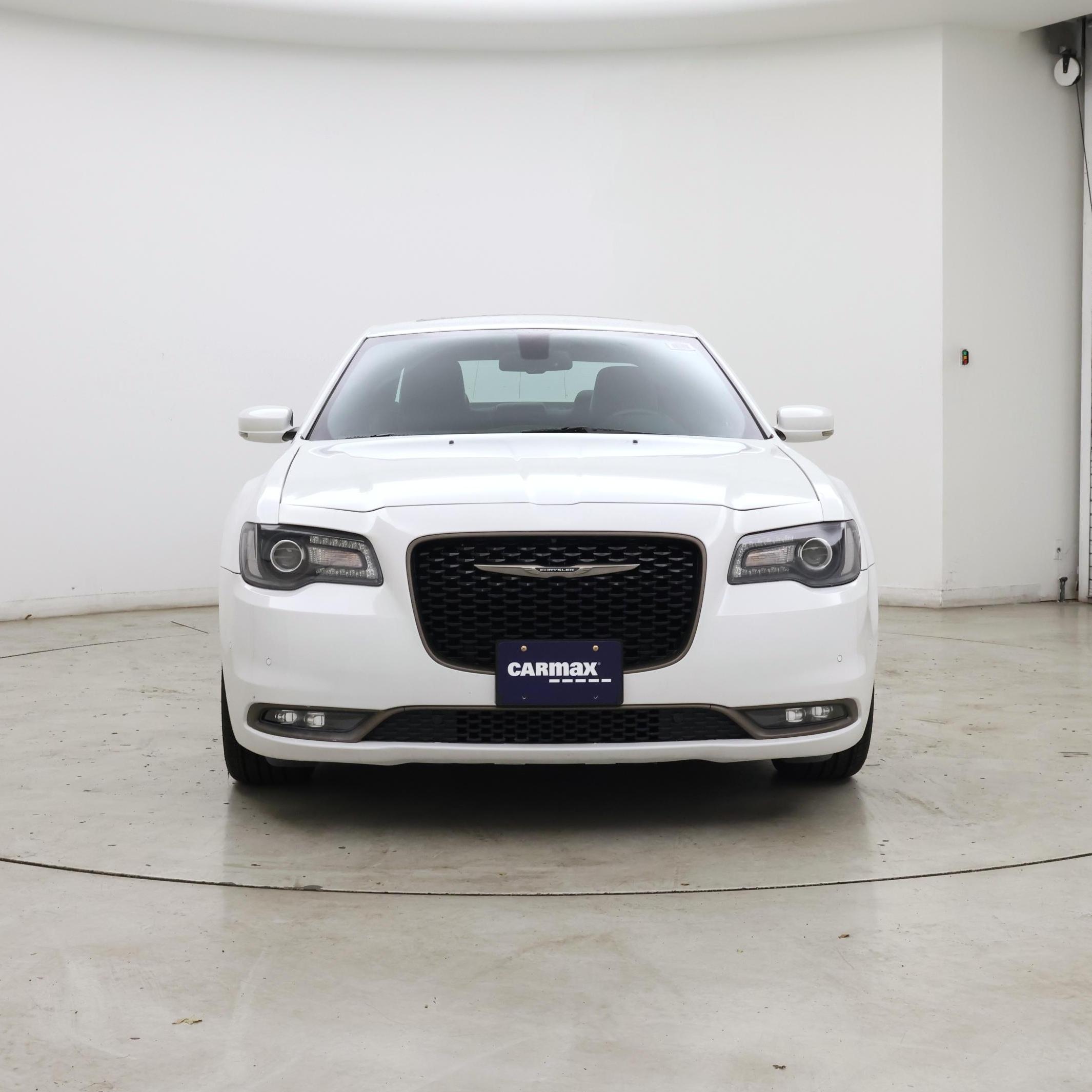 Thumbnail: 2016 Chrysler 300 - 5
