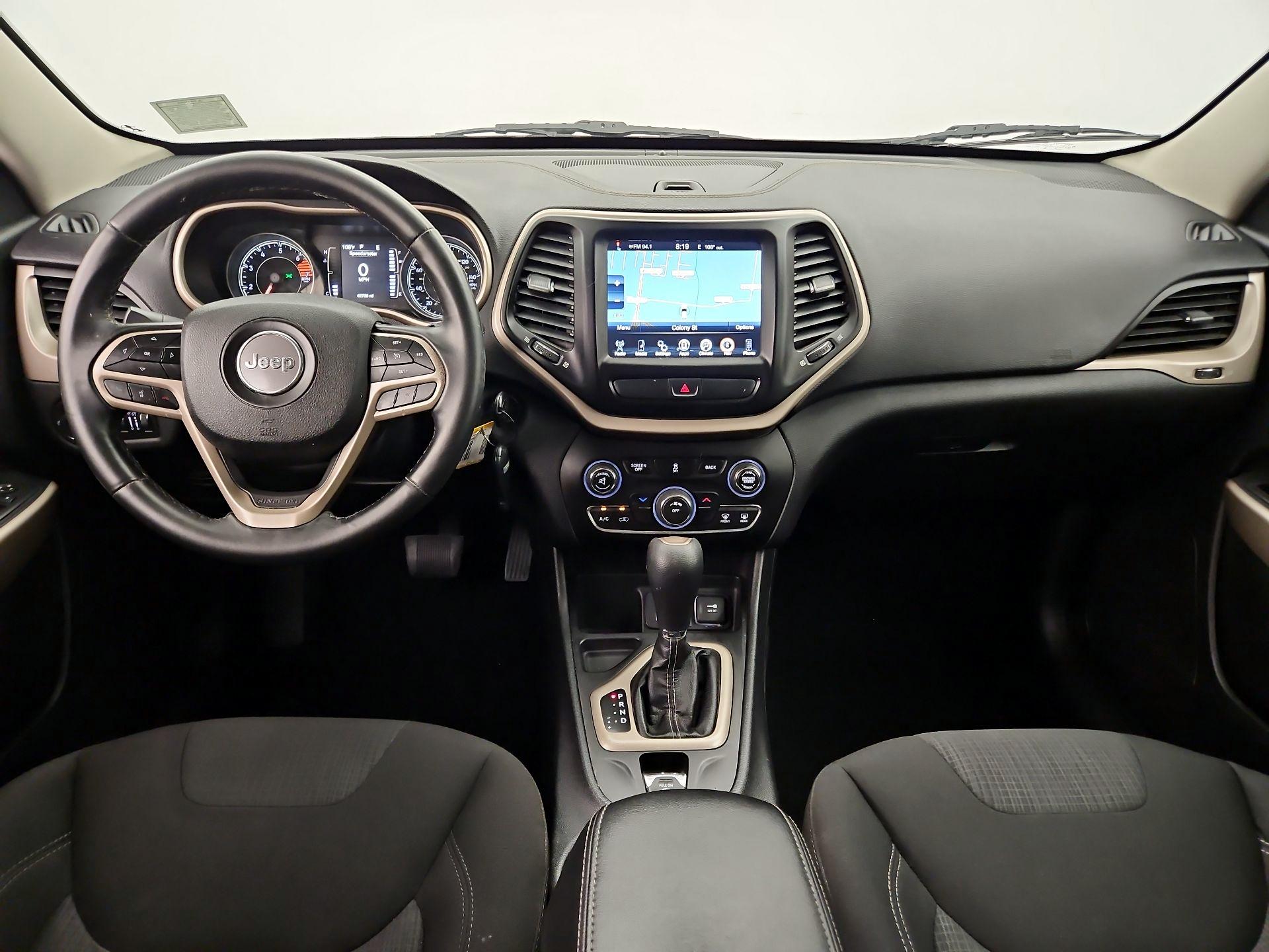 Thumbnail: 2017 Jeep Cherokee - 9