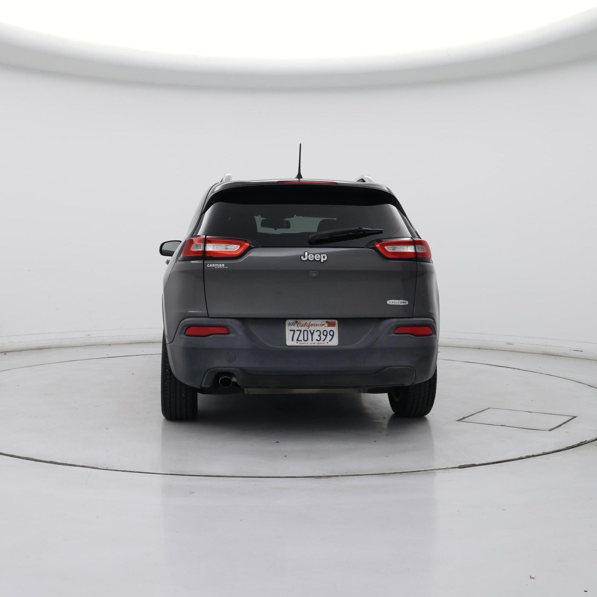 Thumbnail: 2017 Jeep Cherokee - 6
