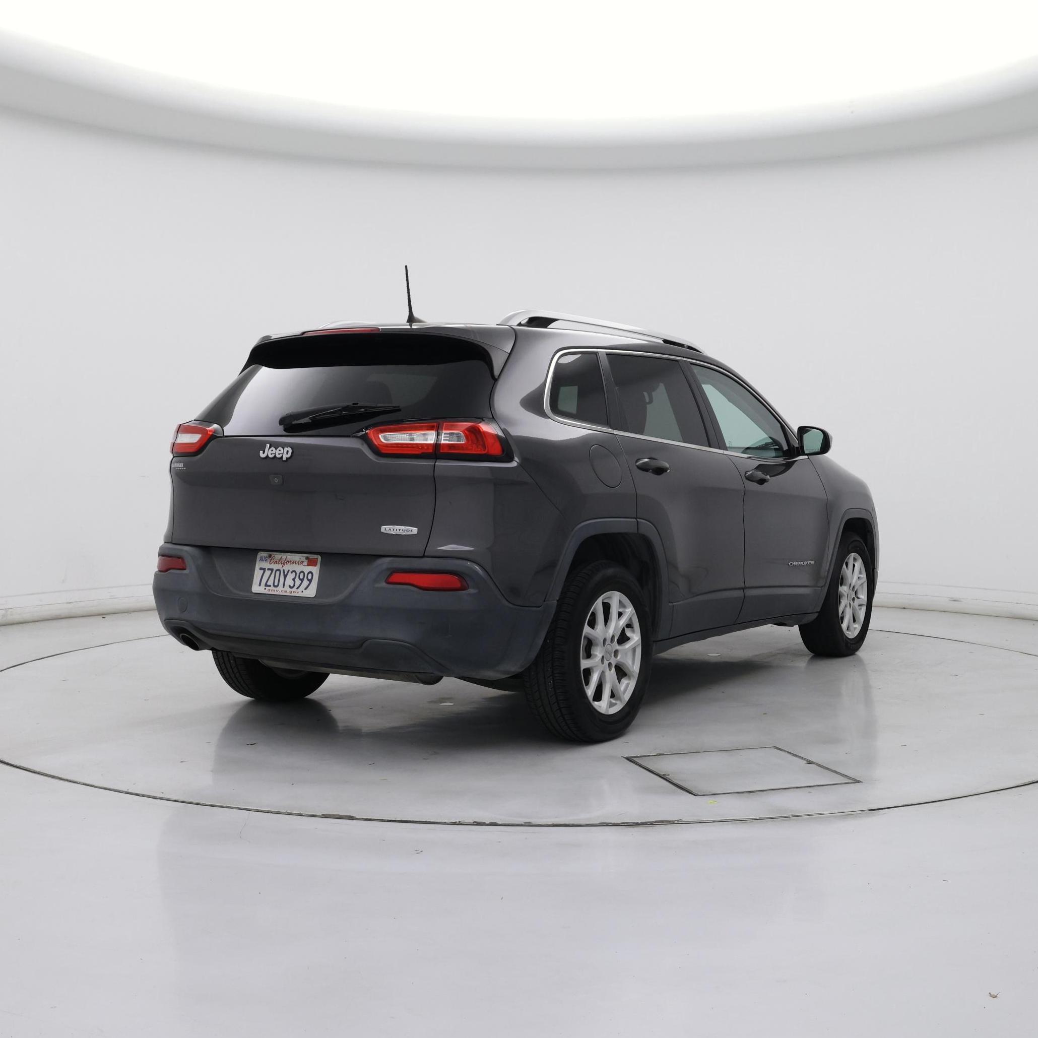 Thumbnail: 2017 Jeep Cherokee - 8