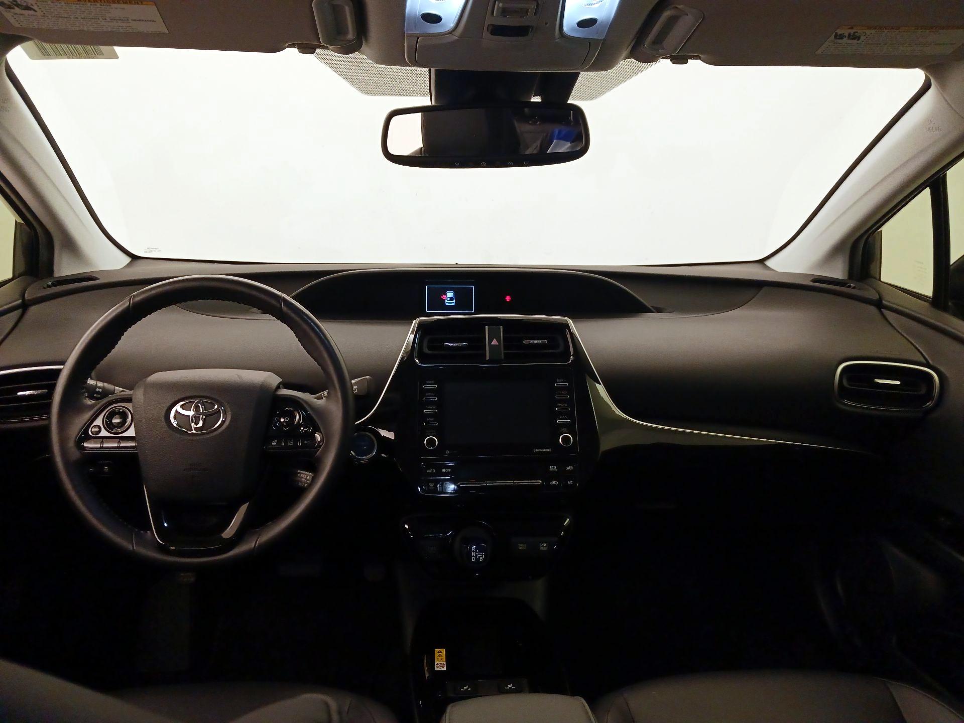 Thumbnail: 2022 Toyota Prius - 9