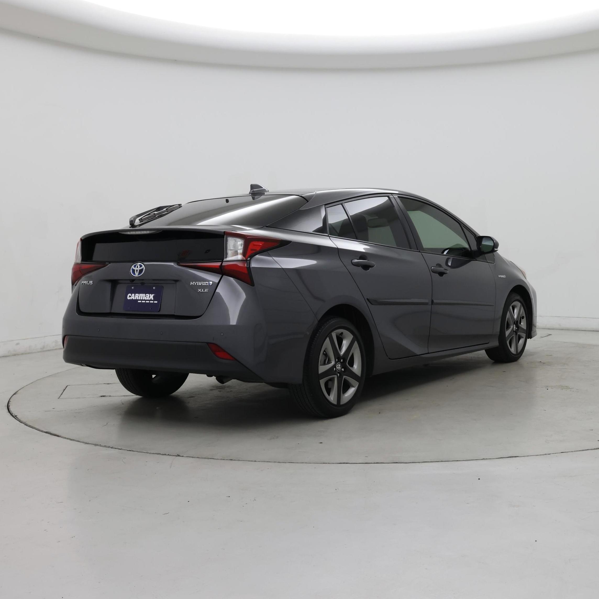 Thumbnail: 2022 Toyota Prius - 8