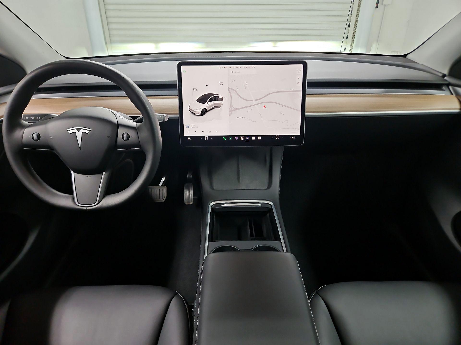 Thumbnail: 2024 Tesla Model Y - 9
