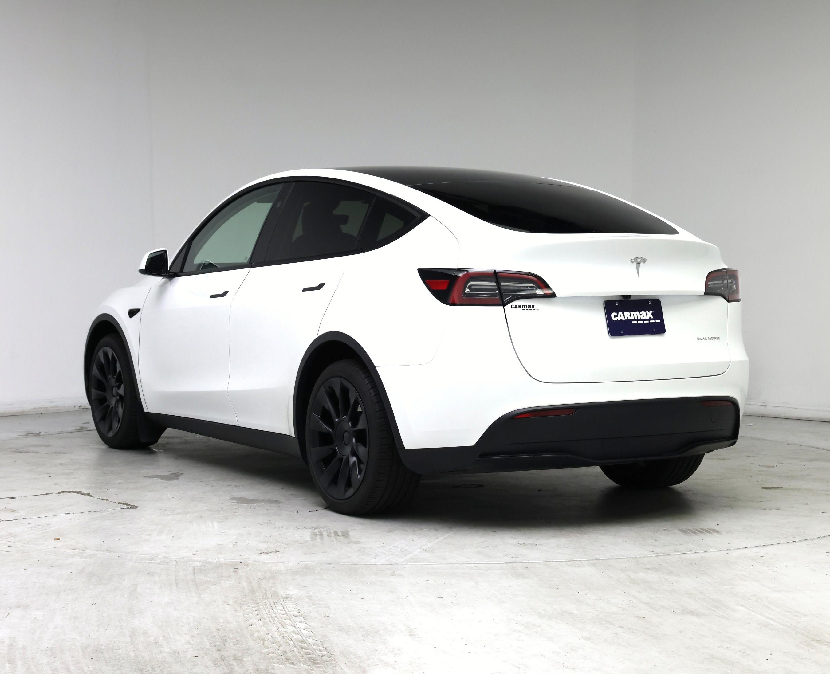 Thumbnail: 2024 Tesla Model Y - 2