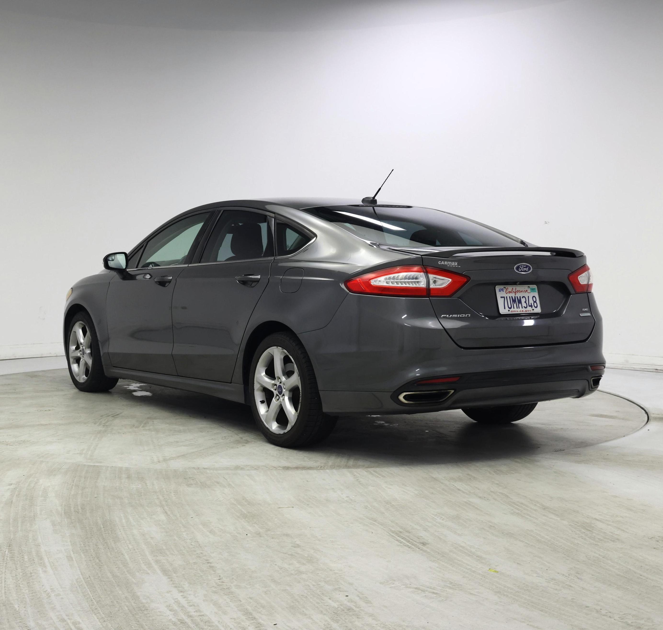 Thumbnail: 2015 Ford Fusion - 2