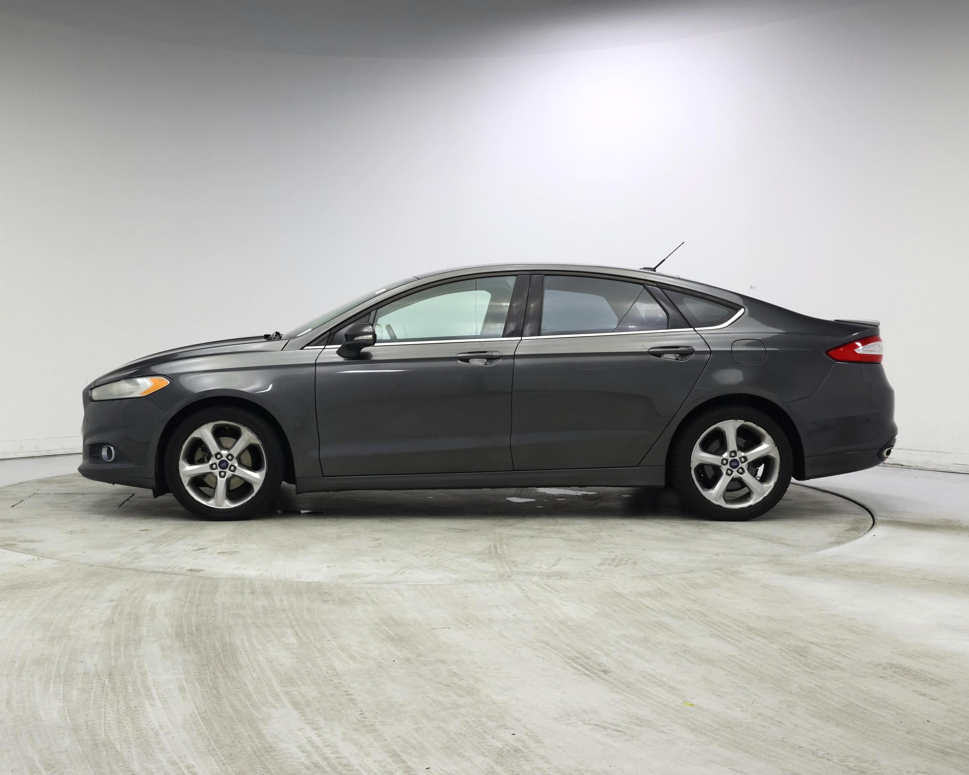 Thumbnail: 2015 Ford Fusion - 3