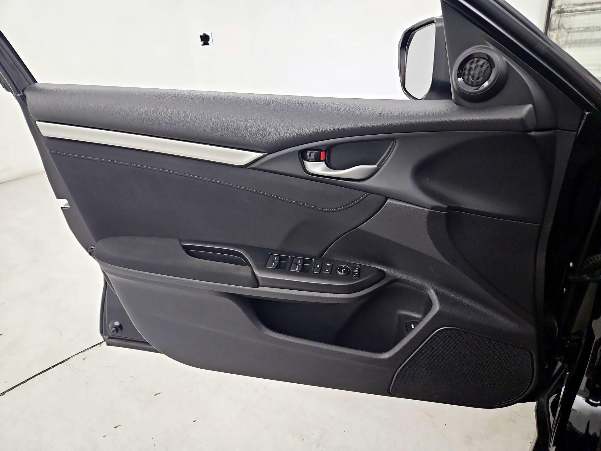 Thumbnail: 2019 Honda Civic - 12