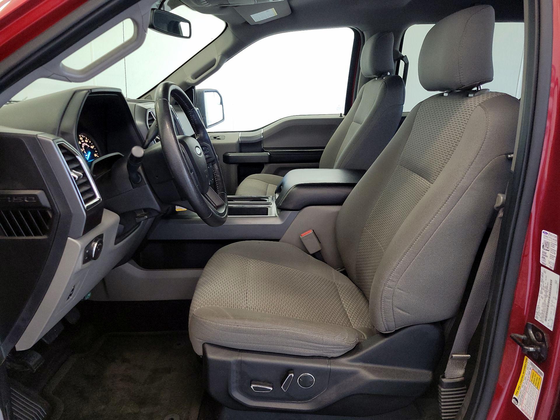 Thumbnail: 2016 Ford F-150 - 11