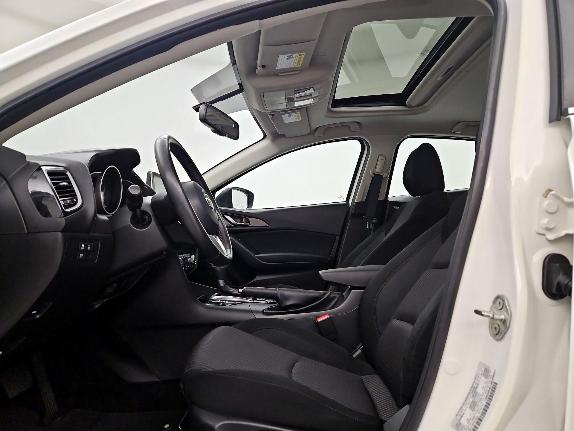 Thumbnail: 2015 Mazda Mazda3 - 19