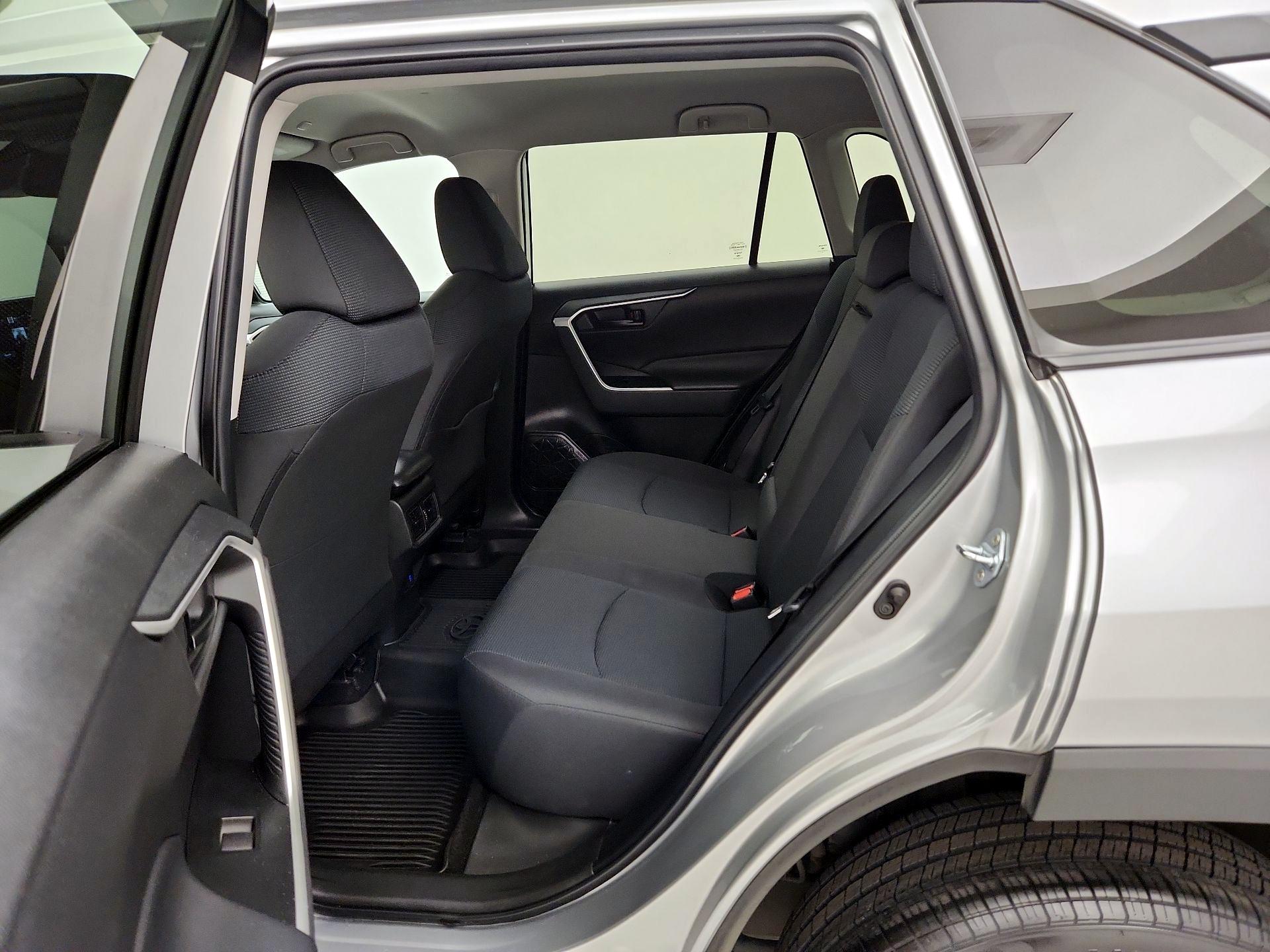 Thumbnail: 2023 Toyota RAV4 - 19