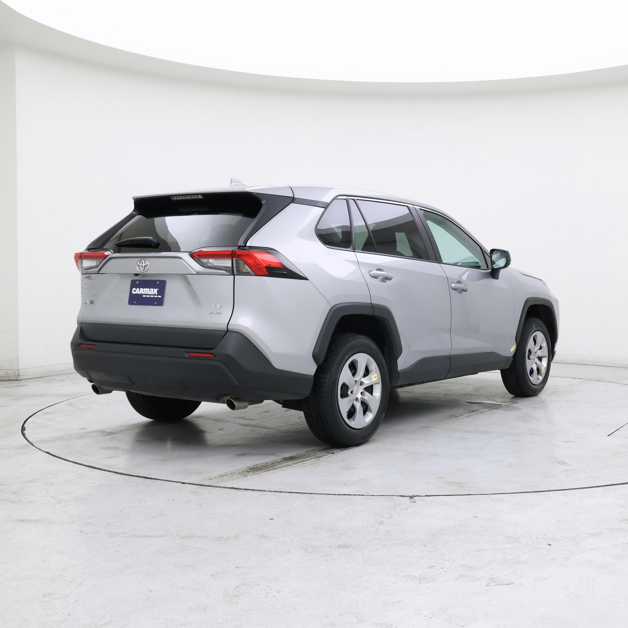 Thumbnail: 2023 Toyota RAV4 - 8