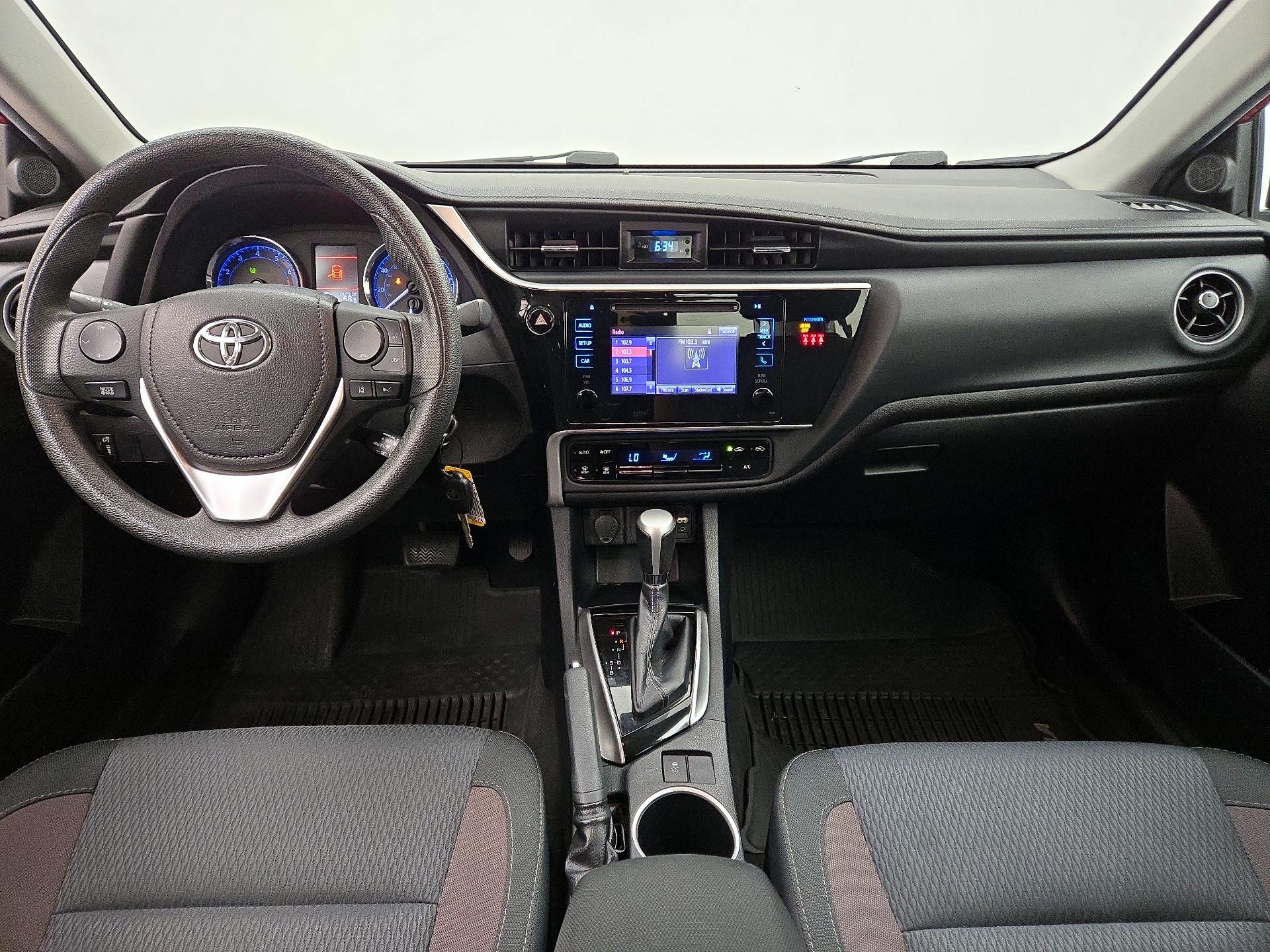 Thumbnail: 2018 Toyota Corolla - 9