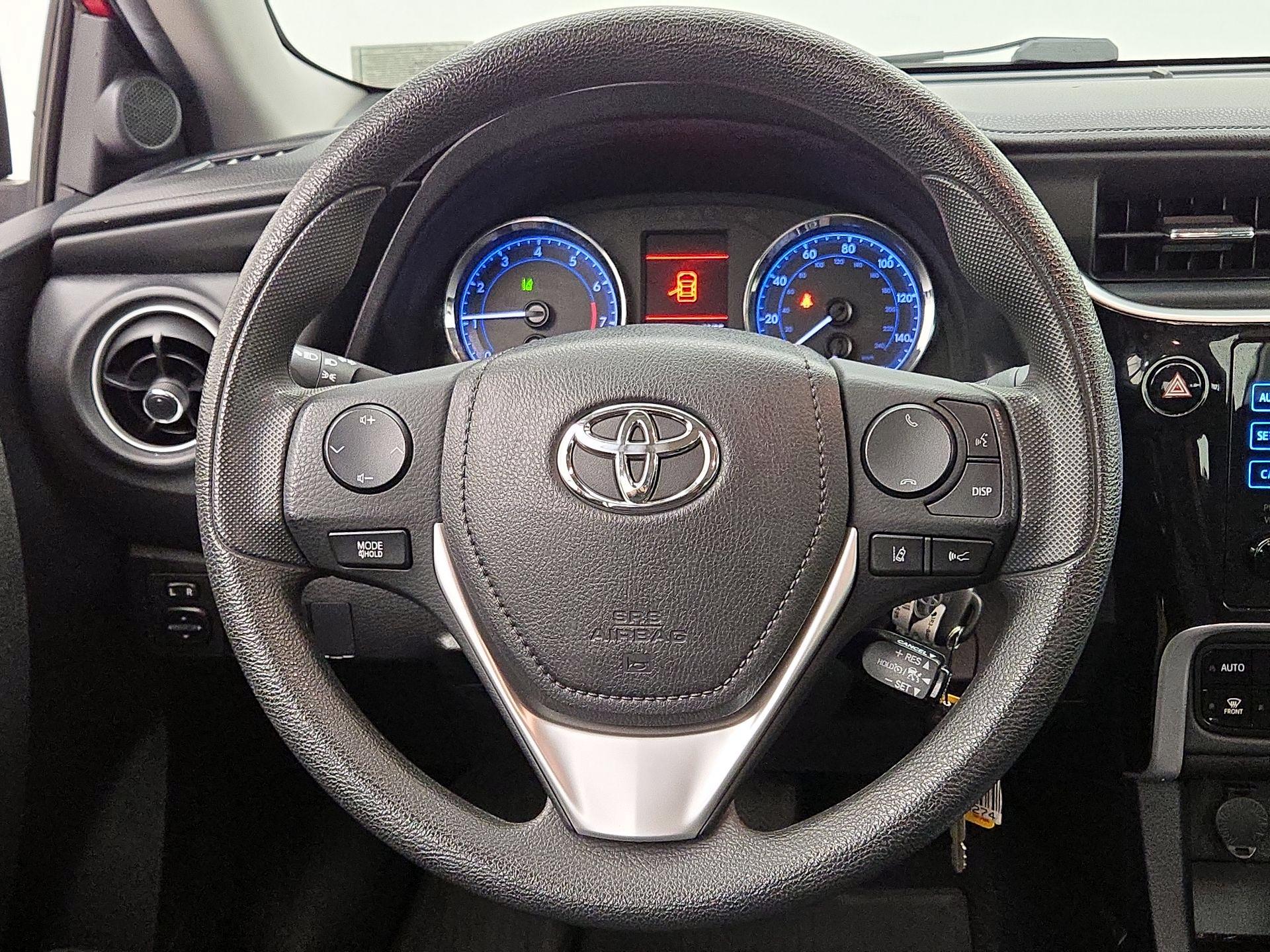 Thumbnail: 2018 Toyota Corolla - 10