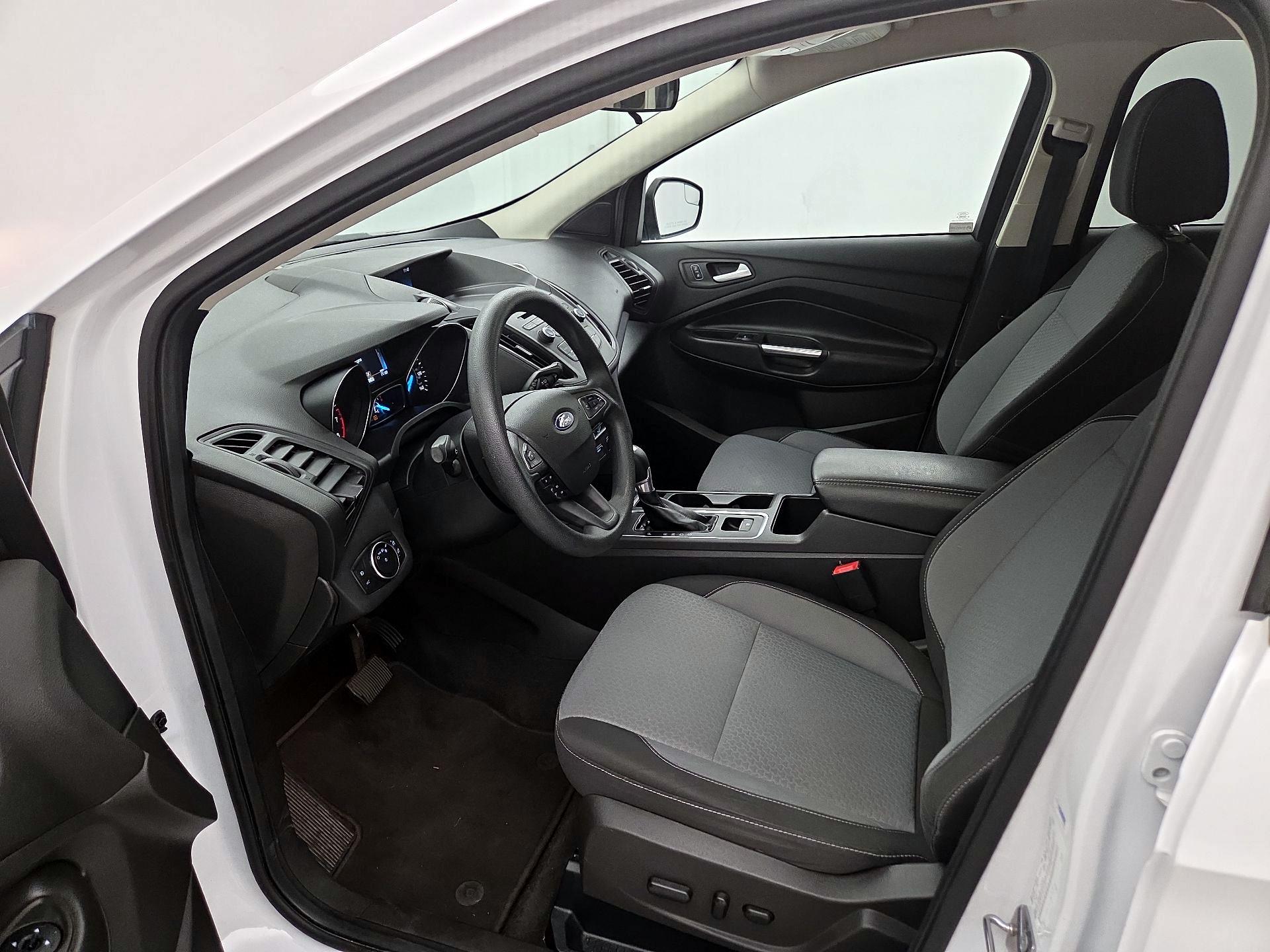 Thumbnail: 2017 Ford Escape - 11