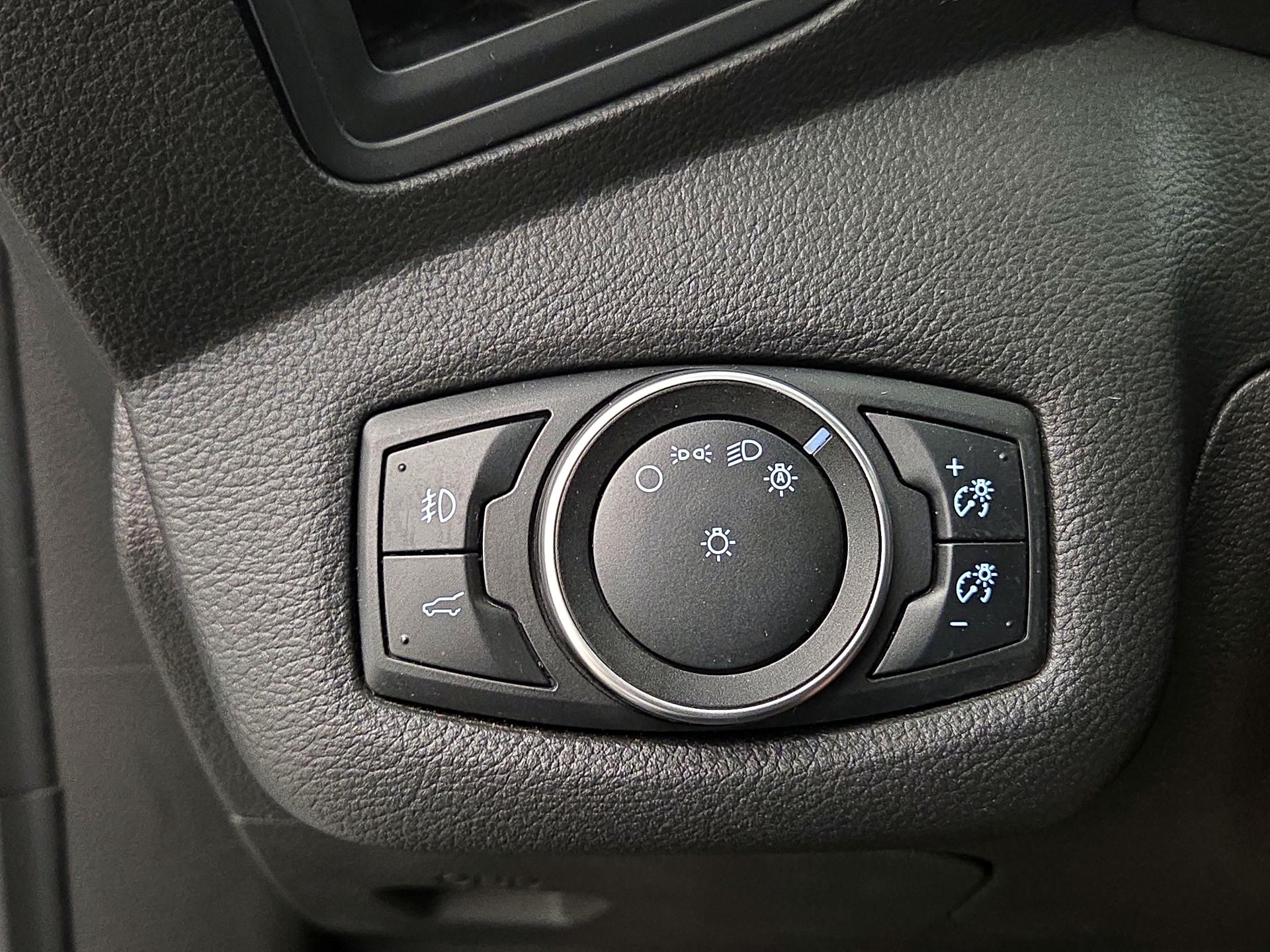 Thumbnail: 2017 Ford Escape - 13