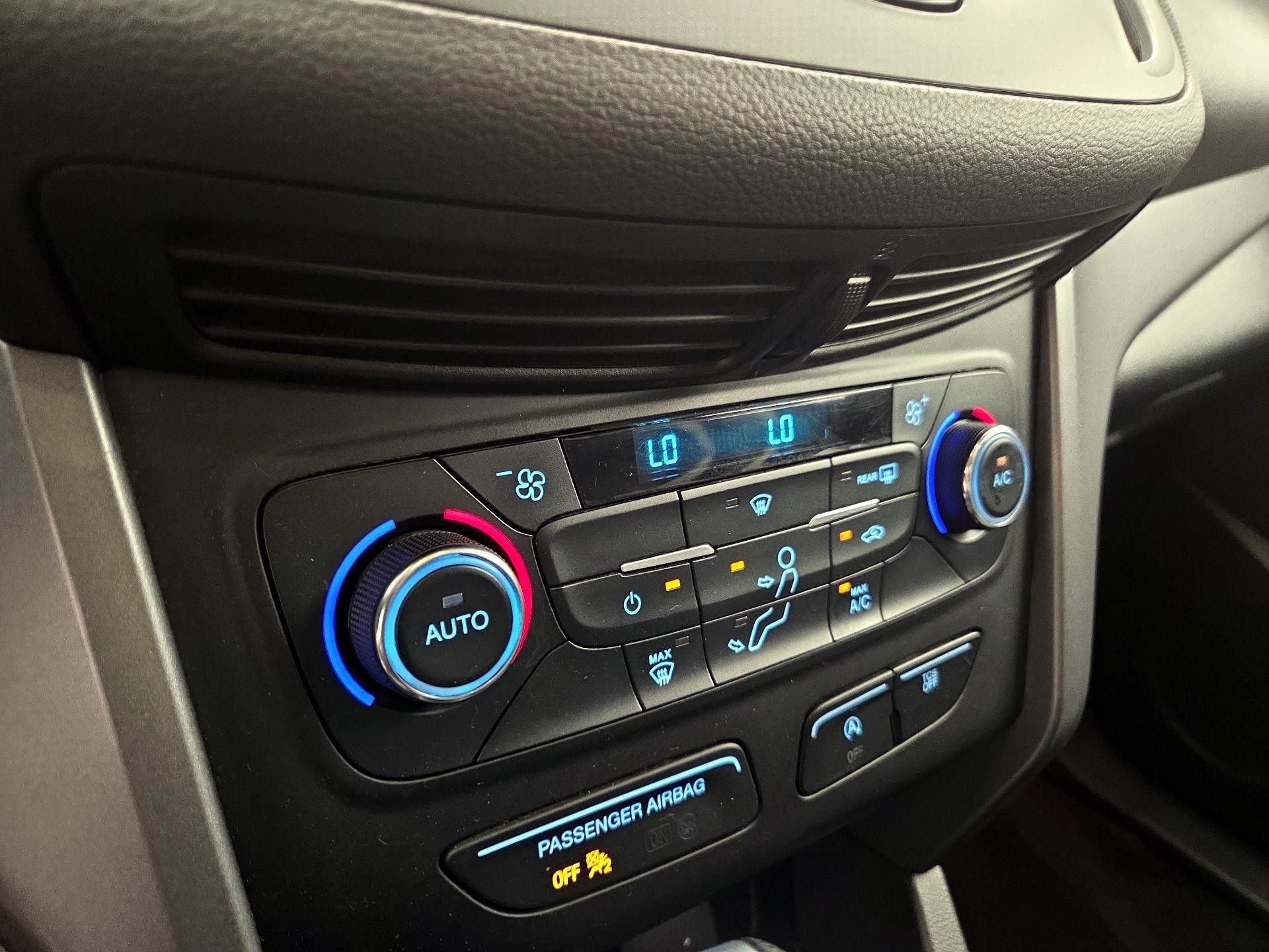 Thumbnail: 2017 Ford Escape - 16