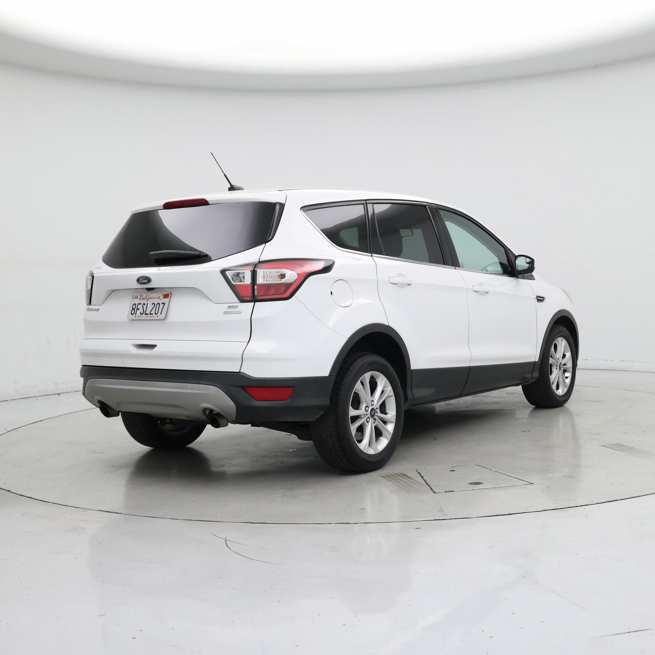 Thumbnail: 2017 Ford Escape - 8