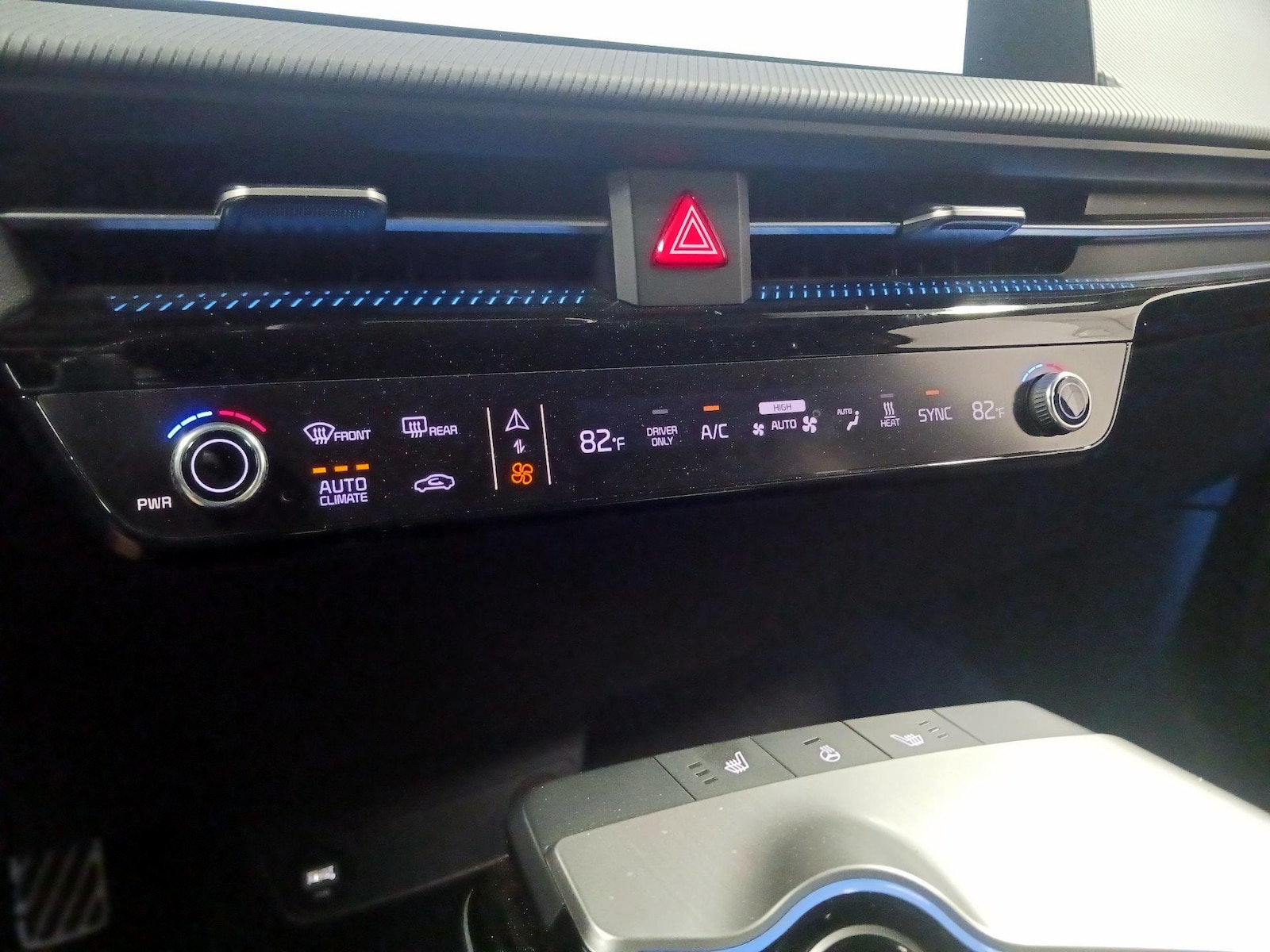 2023 Kia EV6 GT - Photo 17